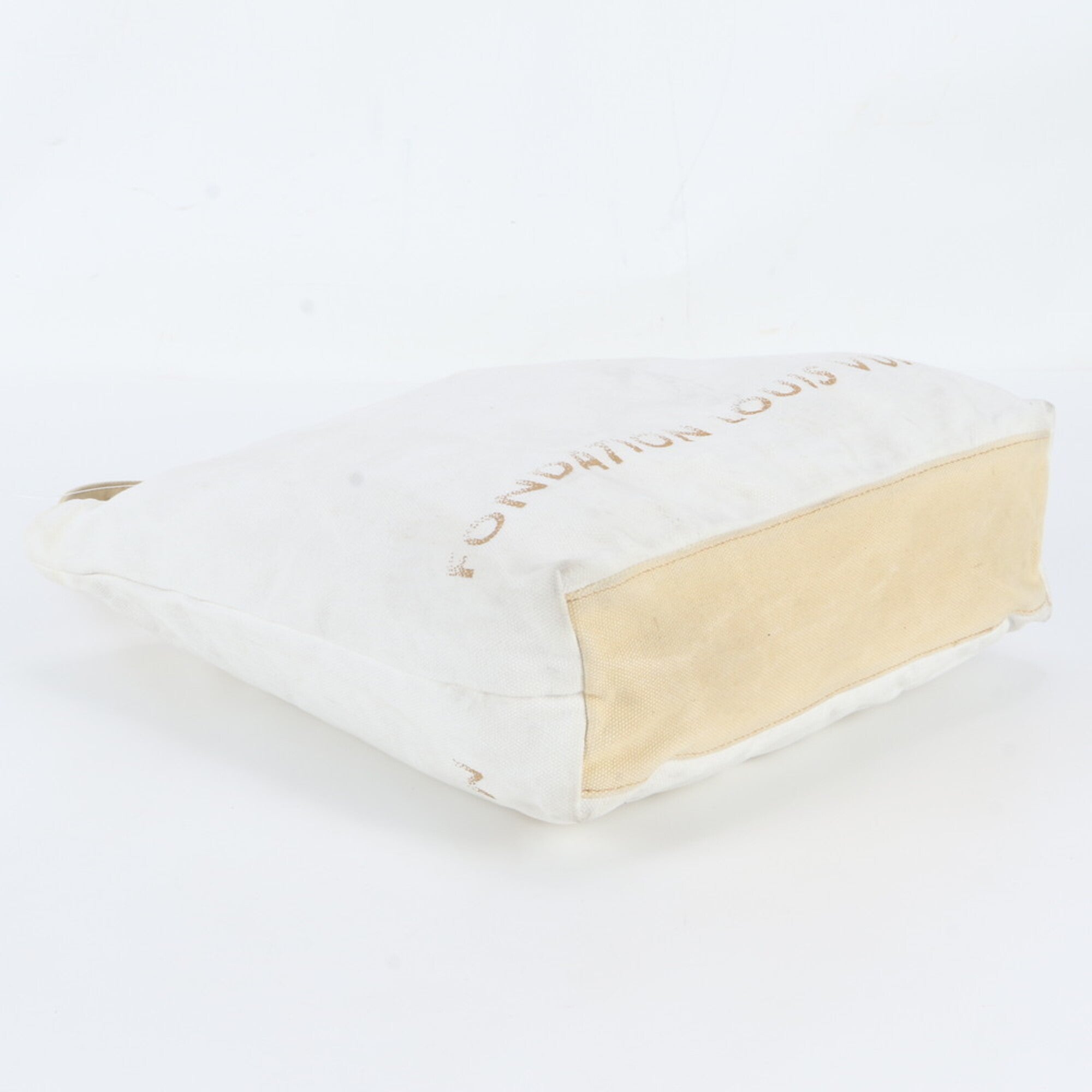 Louis Vuitton Beige White Shoulder Bag Tote Bag (Pre-Owned)