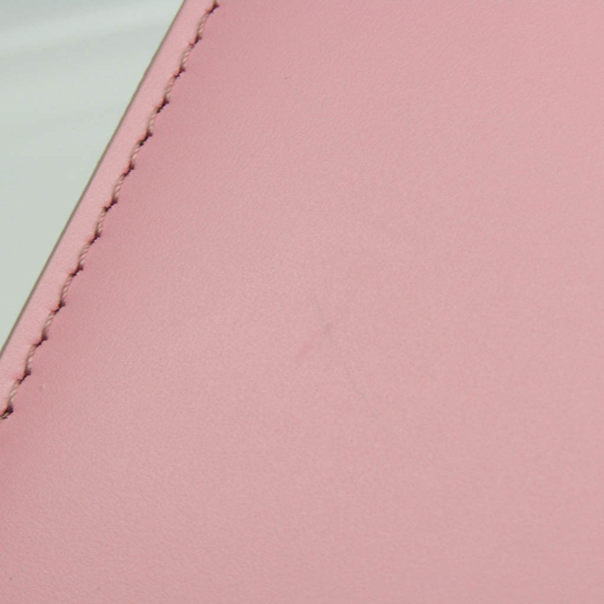 Givenchy Pink Leather Clutch Bag (Pre-Owned)