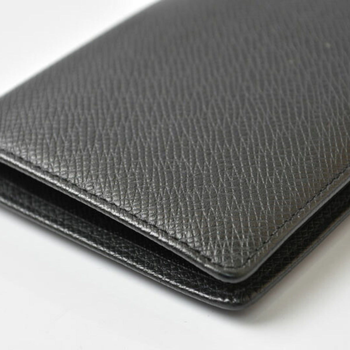 Louis Vuitton Ardoise Taiga Leather Wallet (Bi-Fold) (Pre-Owned)