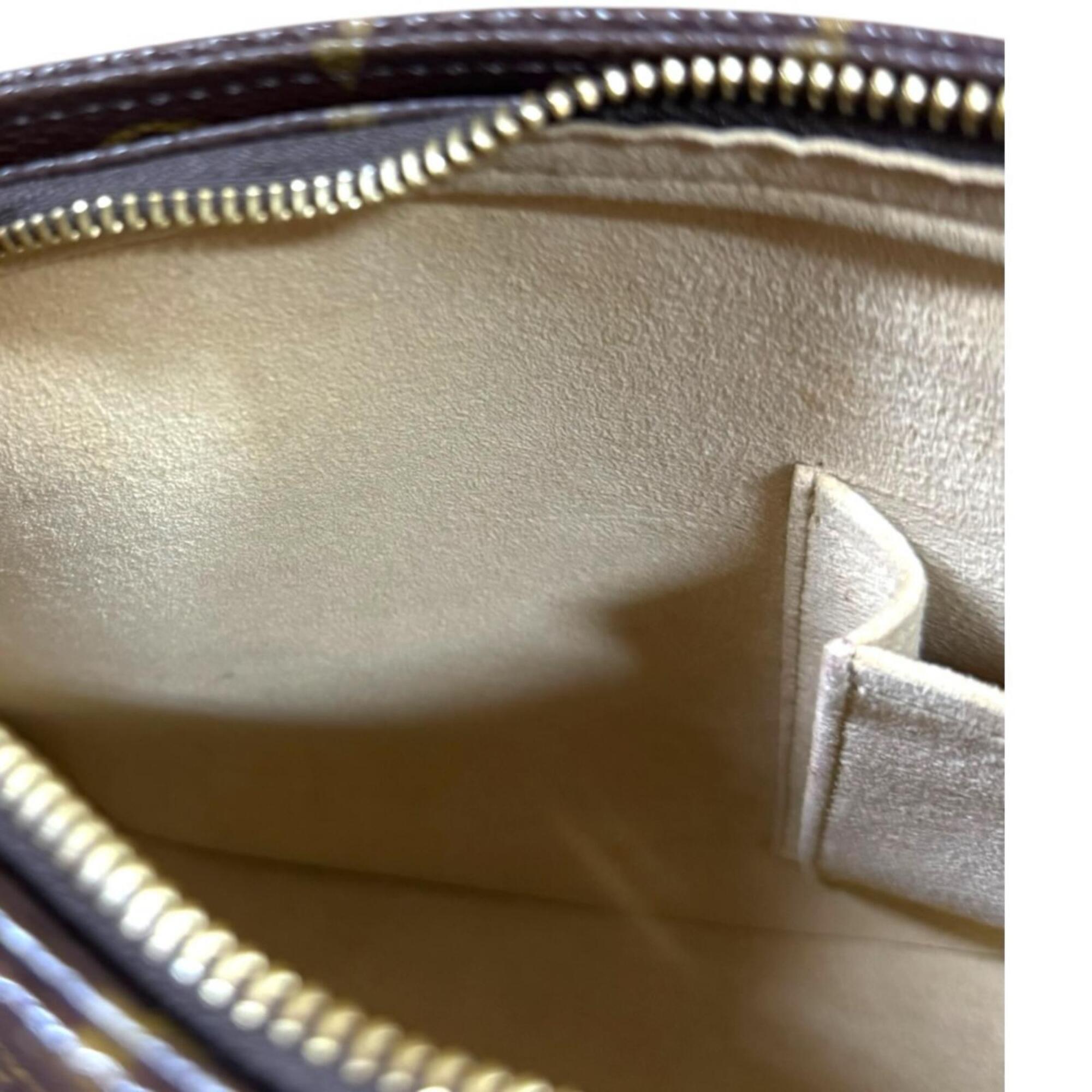 Louis Vuitton Monogram Brown Monogram Shoulder Bag (Pre-Owned)