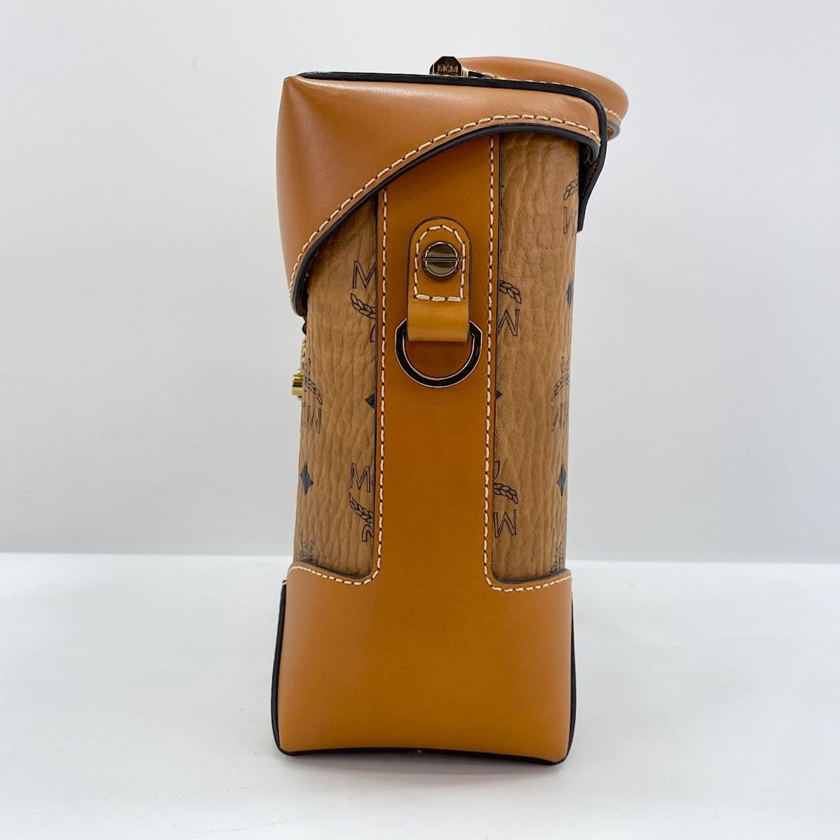 Mcm Orange Shoulder Bag (Pre-Owned)