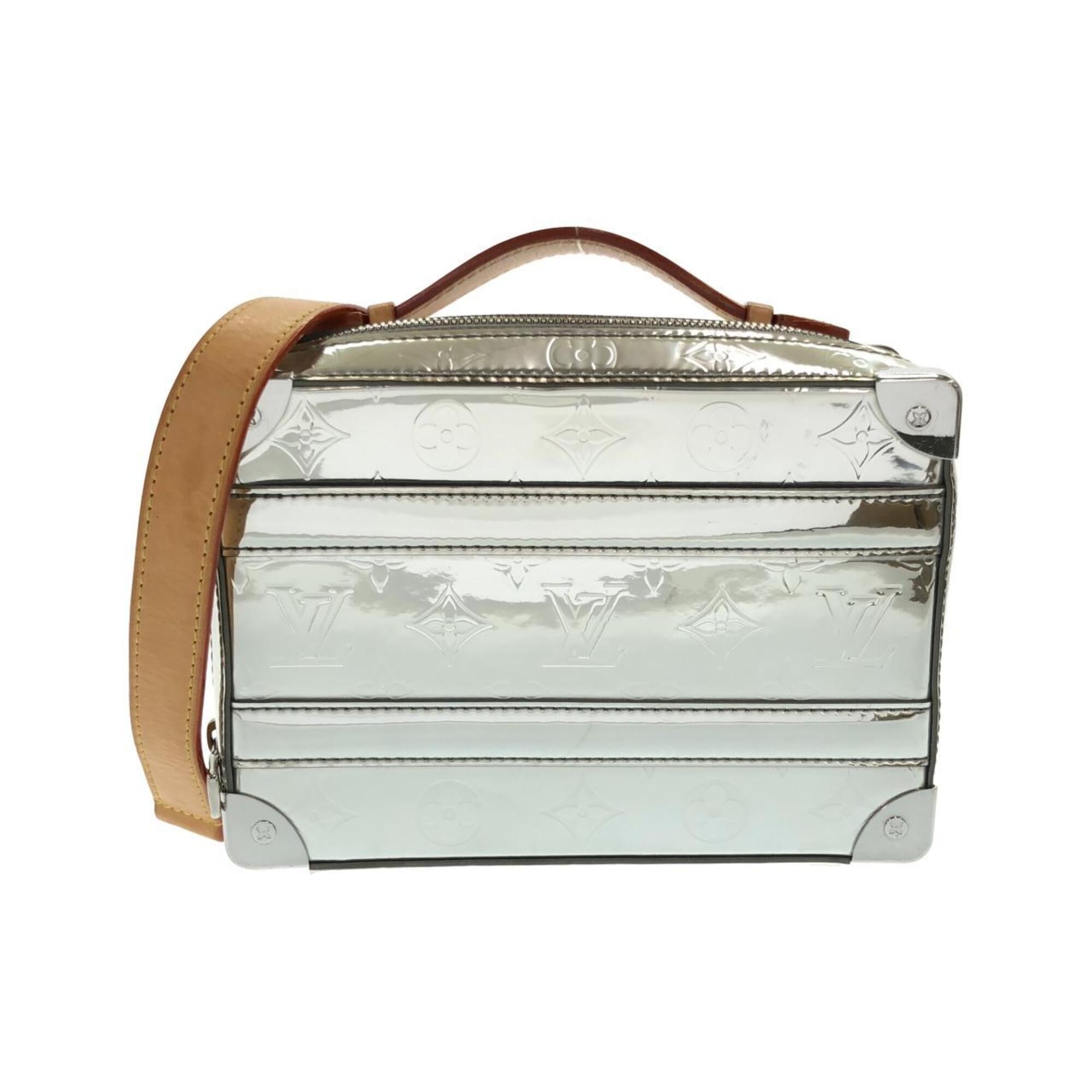 Louis Vuitton Silver Pvc Shoulder Bag (Pre-Owned)