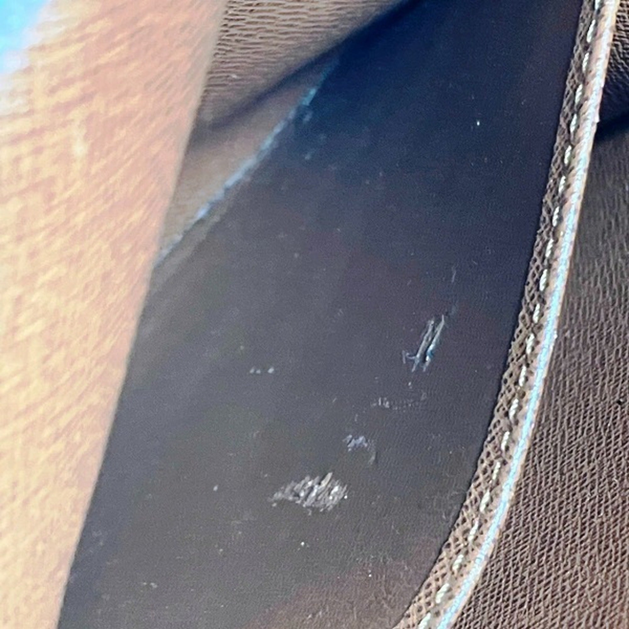 Louis Vuitton Brown Monogram Monogram Shoulder Bag (Pre-Owned)