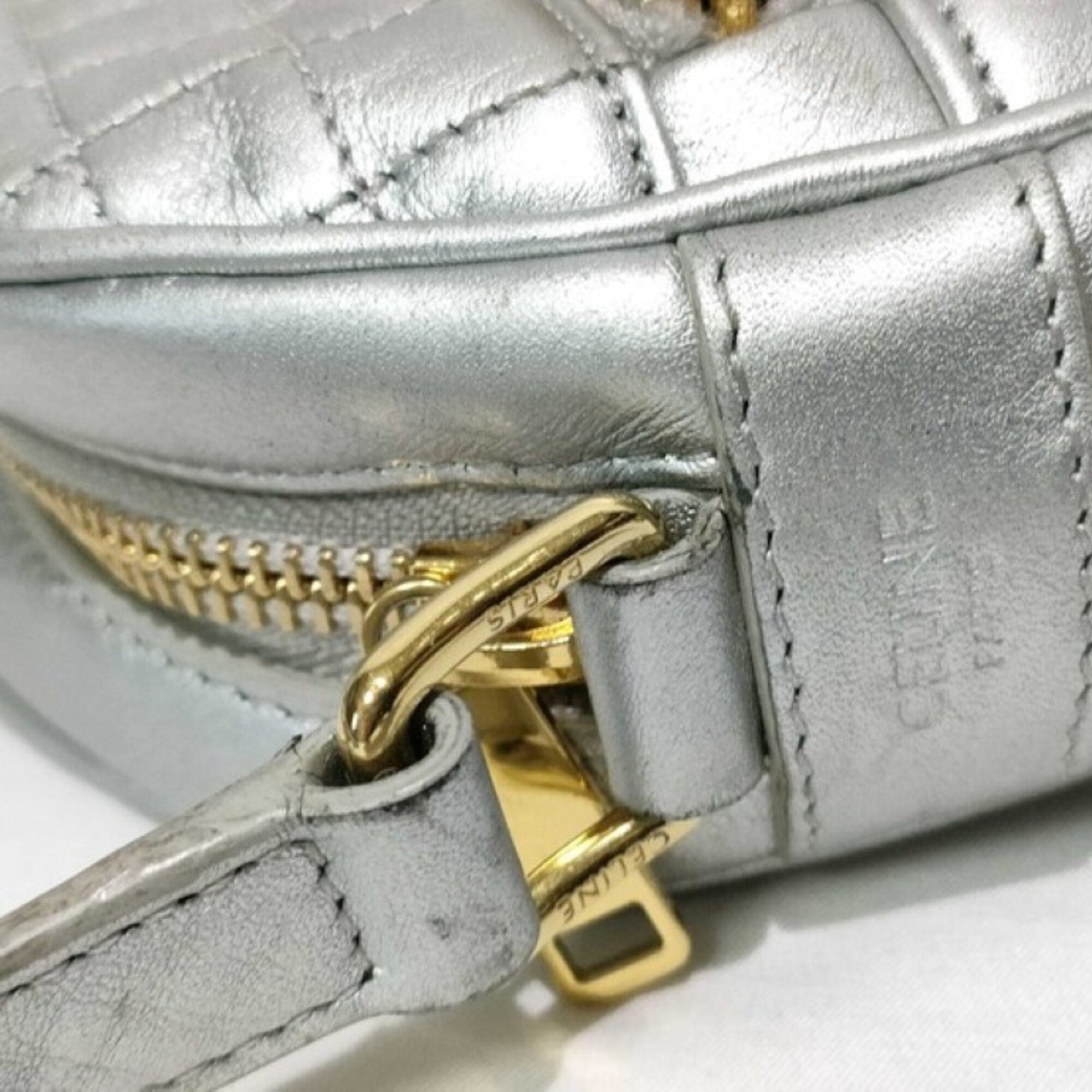 Celine Silver Leather Shoulder Bag (Pre-Owned)