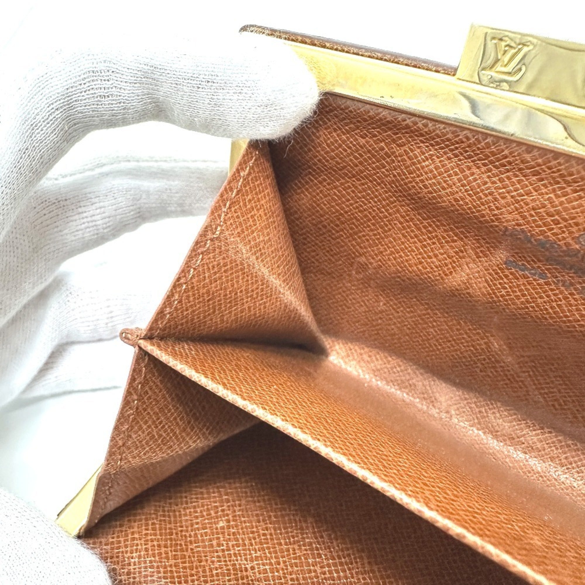 Louis Vuitton Brown Monogram Monogram Wallet (Bi-Fold) (Pre-Owned)