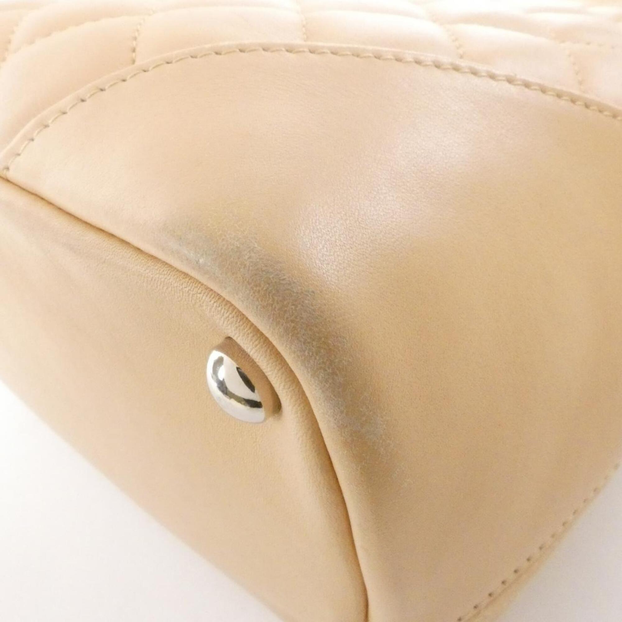 Chanel Beige Leather Handbag (Pre-Owned)