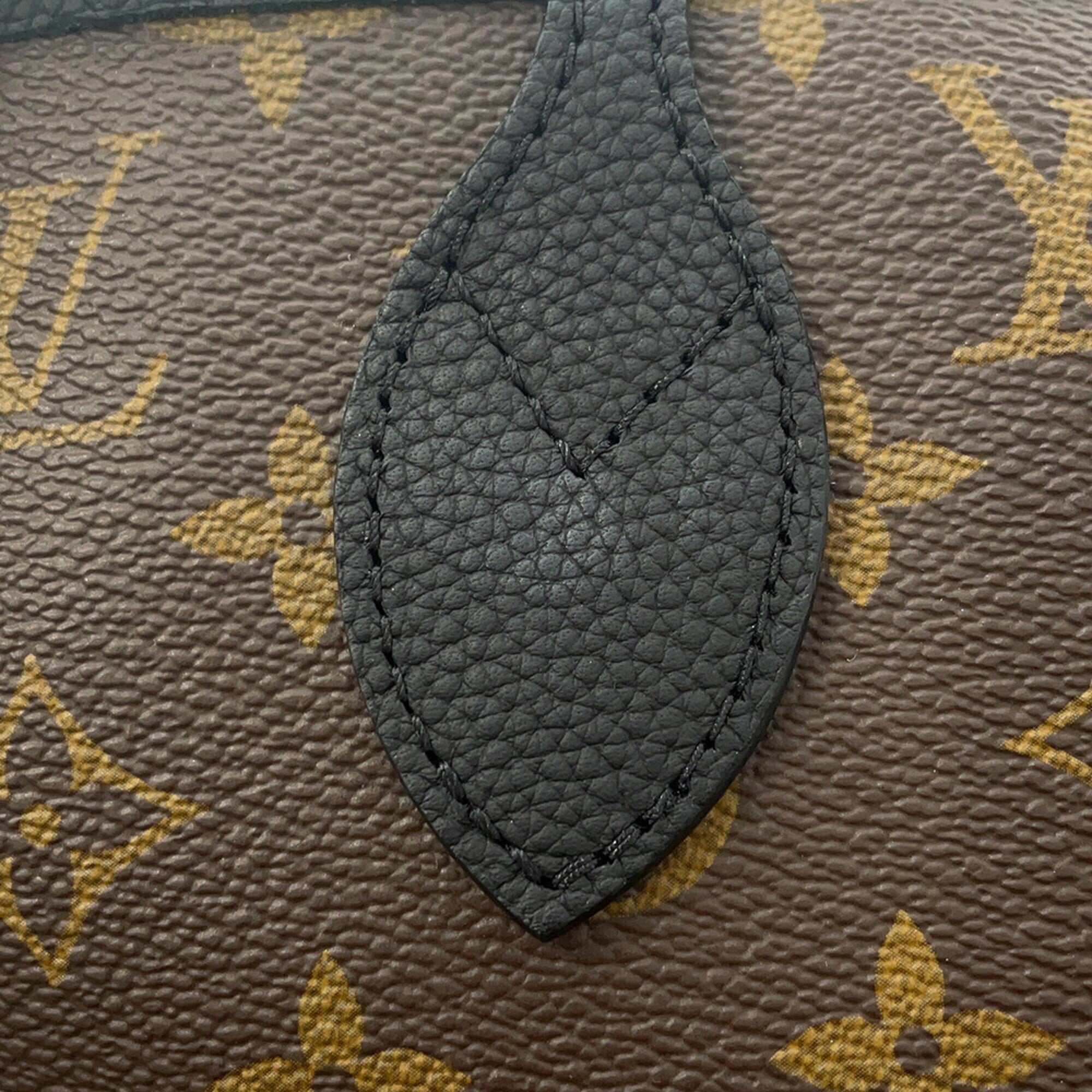 Louis Vuitton Monogram Noir Monogram Leather Handbag Pouch Tote Bag (Pre-Owned)