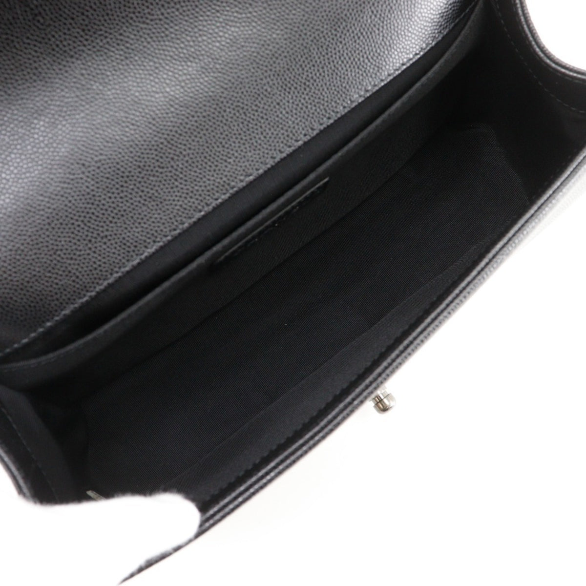 Chanel Boy Chanel Black Grained Calfskin Shoulder Bag (Pre-Owned)