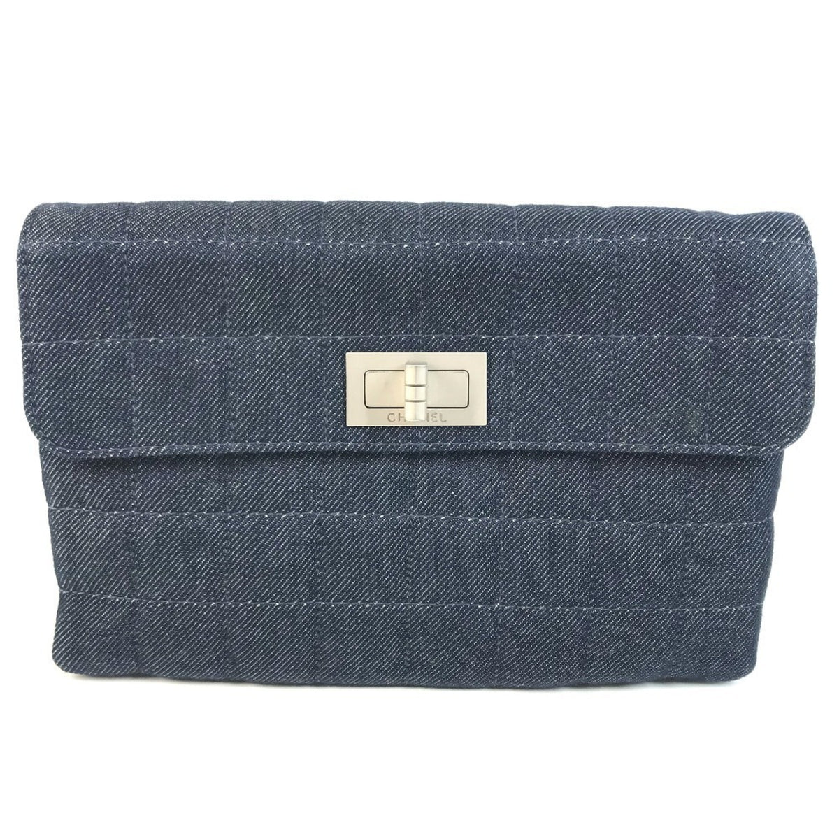 Chanel 2.55 Blue Denim Clutch Bag (Pre-Owned)