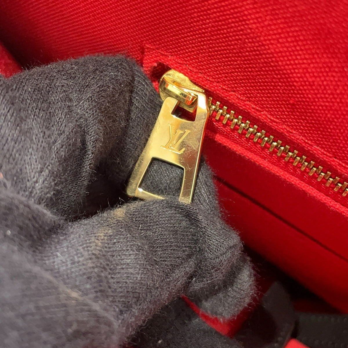 Louis Vuitton Monogram Reverse Red Color Monogram Reverse Monogram Handbag Tote Bag (Pre-Owned)