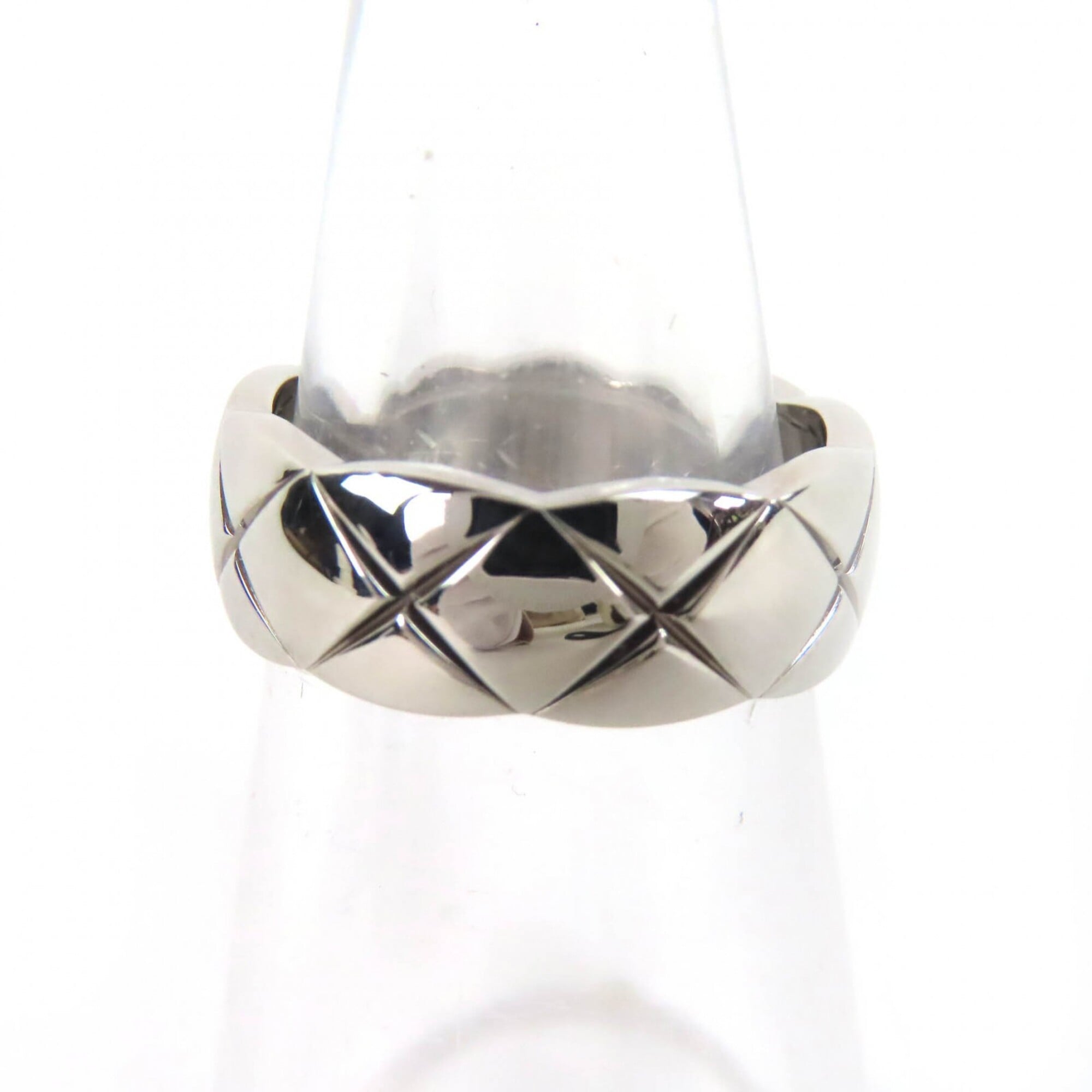 Chanel White Gold White Gold (18K) Band Ring (Pre-Owned)
