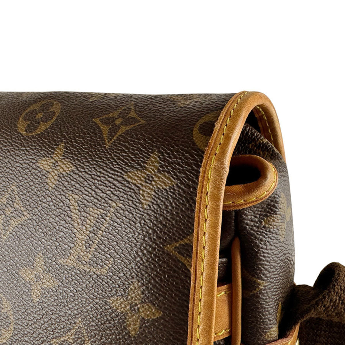Louis Vuitton Brown Monogram Monogram Shoulder Bag (Pre-Owned)