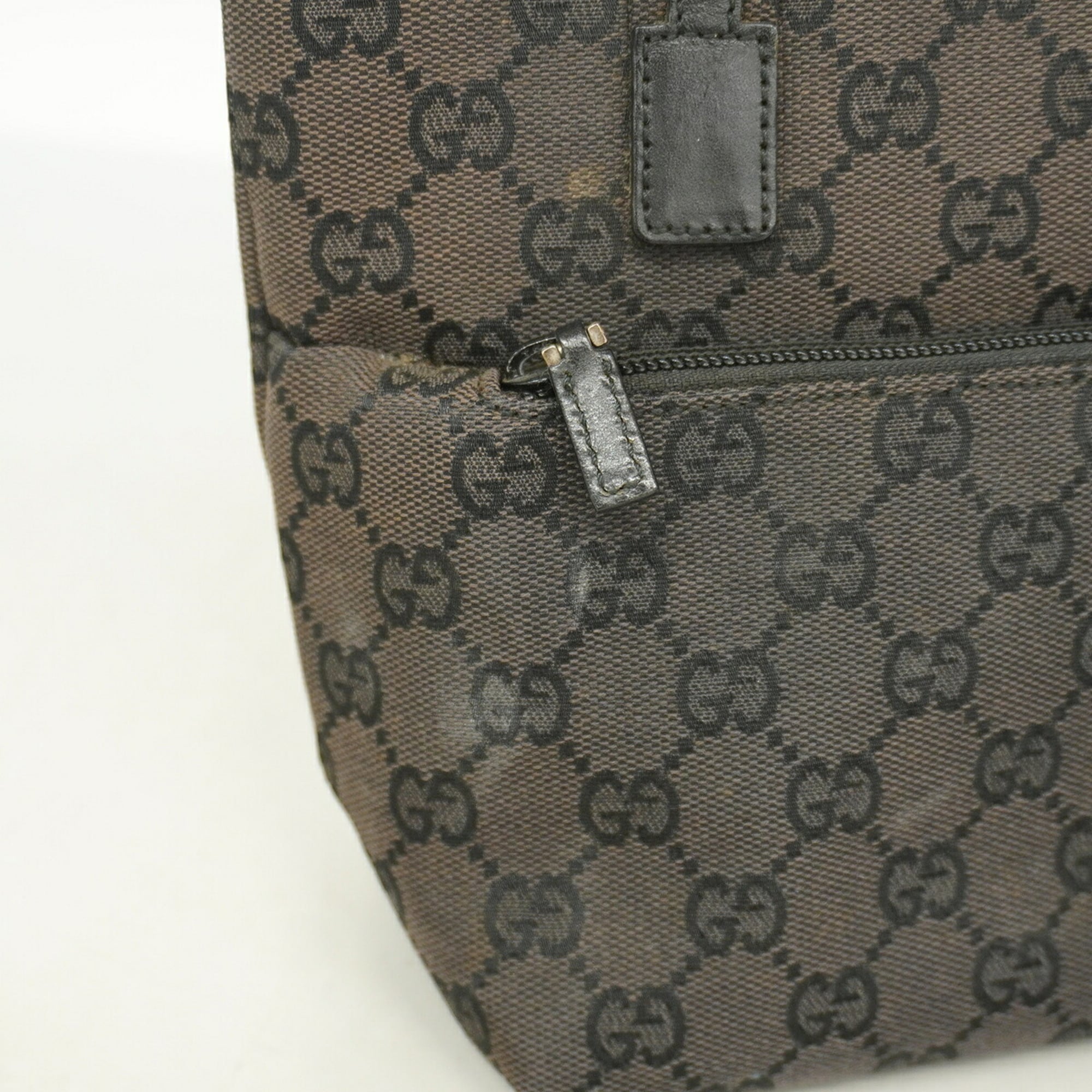 Gucci Black Canvas Handbag (Pre-Owned)
