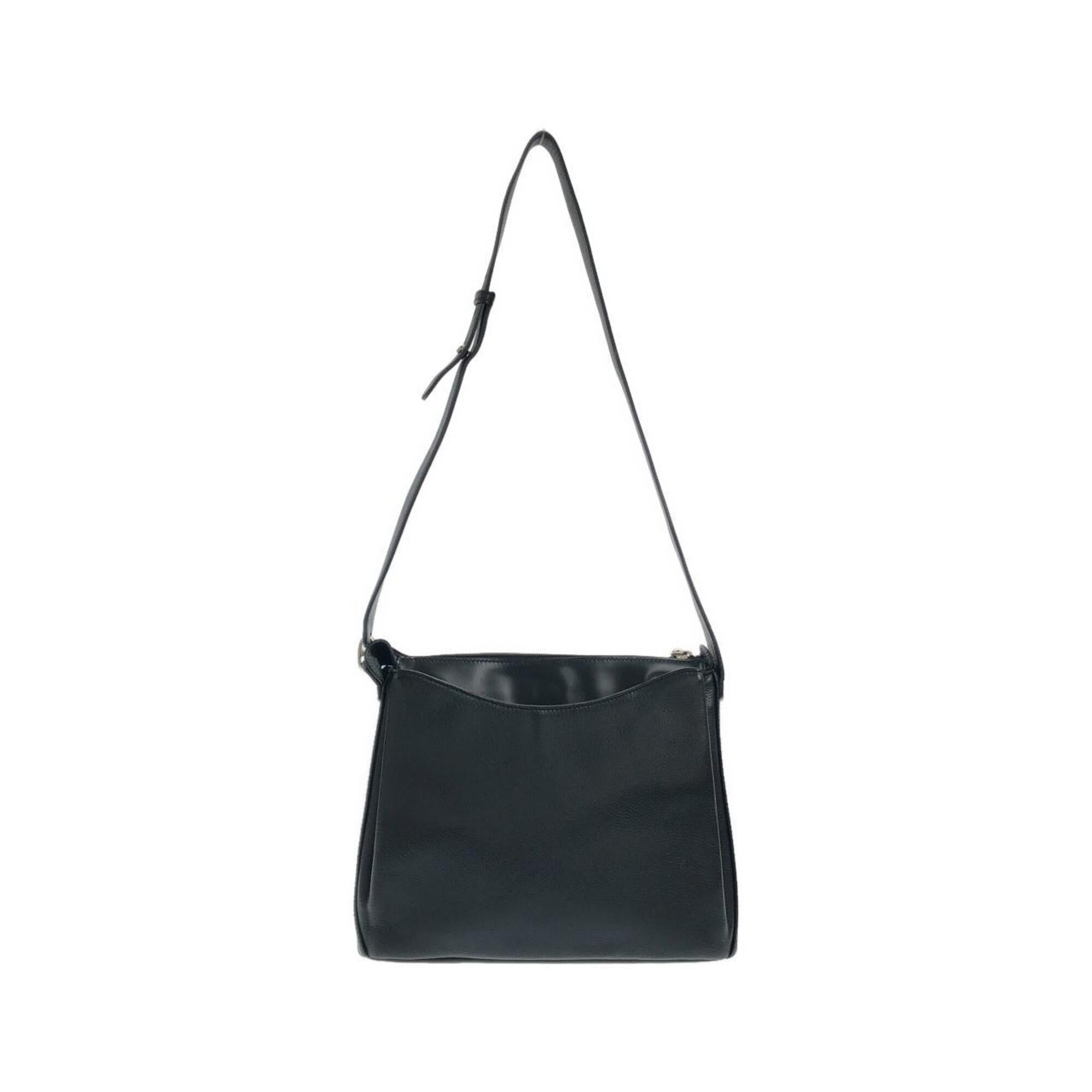 Loewe Black Leather Shoulder Bag (Pre-Owned)