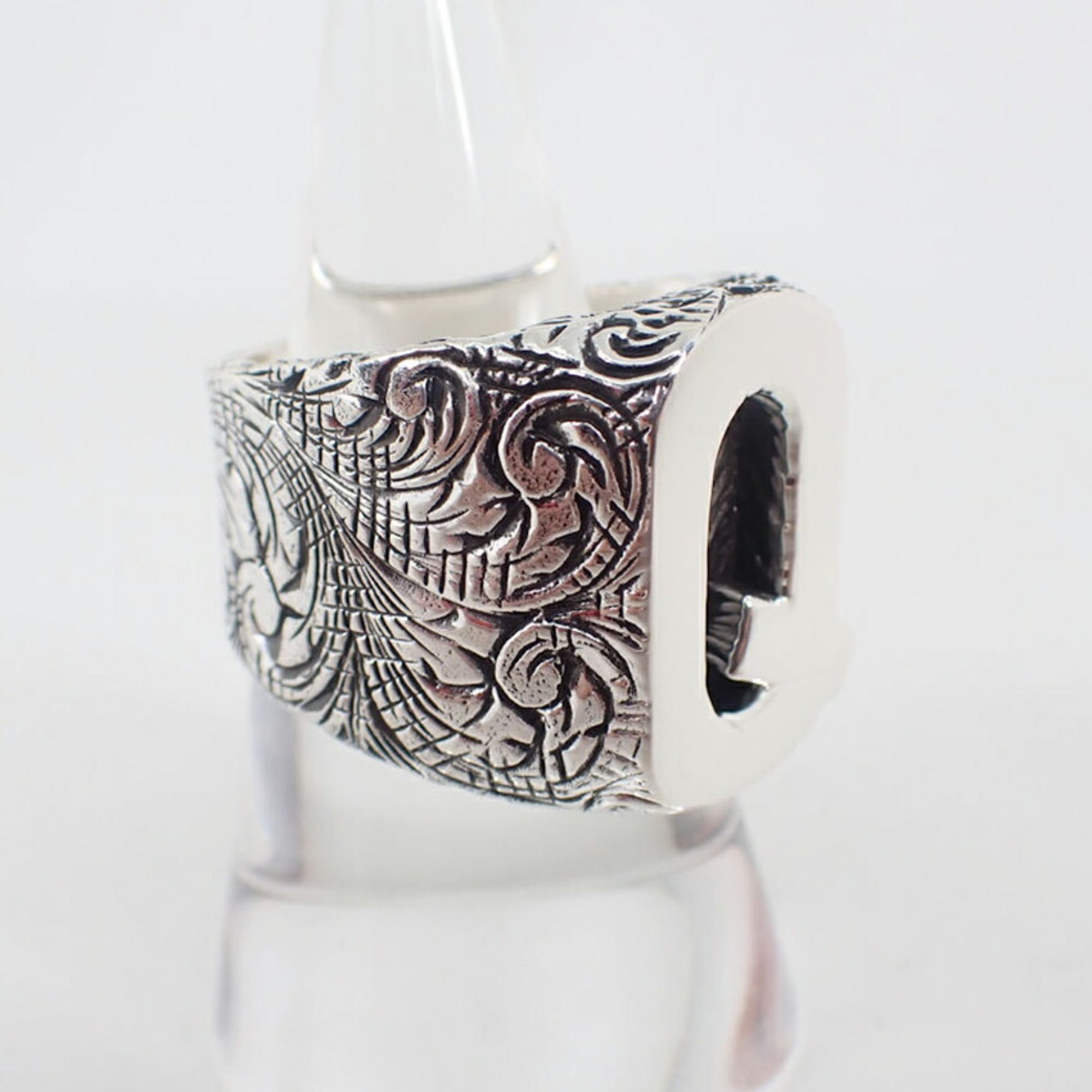 Gucci Sterling Silver 925 Band Ring (Pre-Owned)