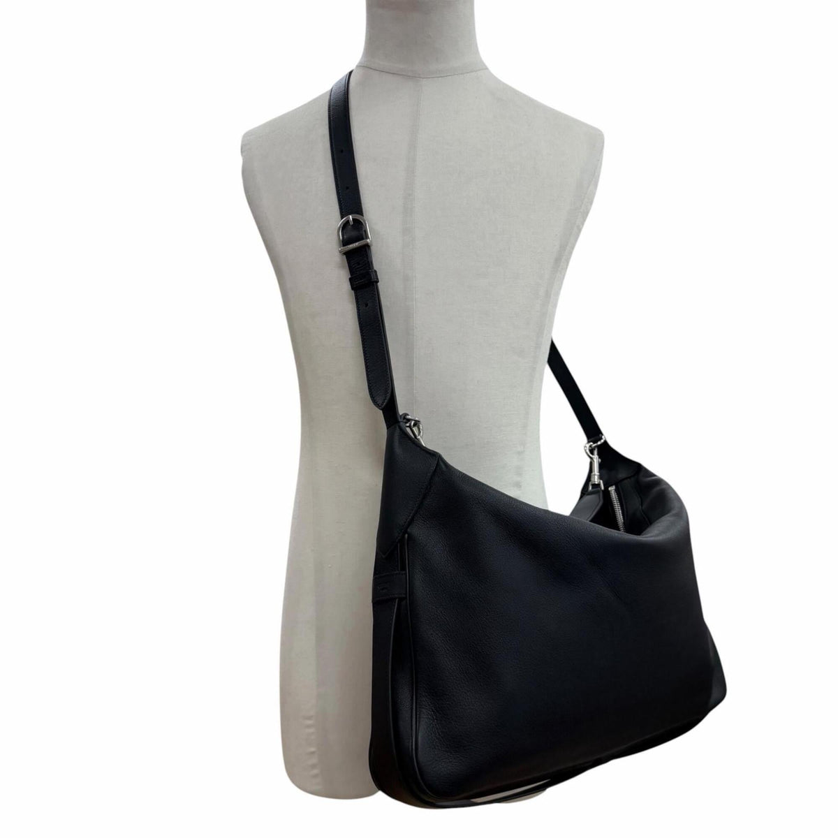 Celine Black Shoulder Bag (Pre-Owned)