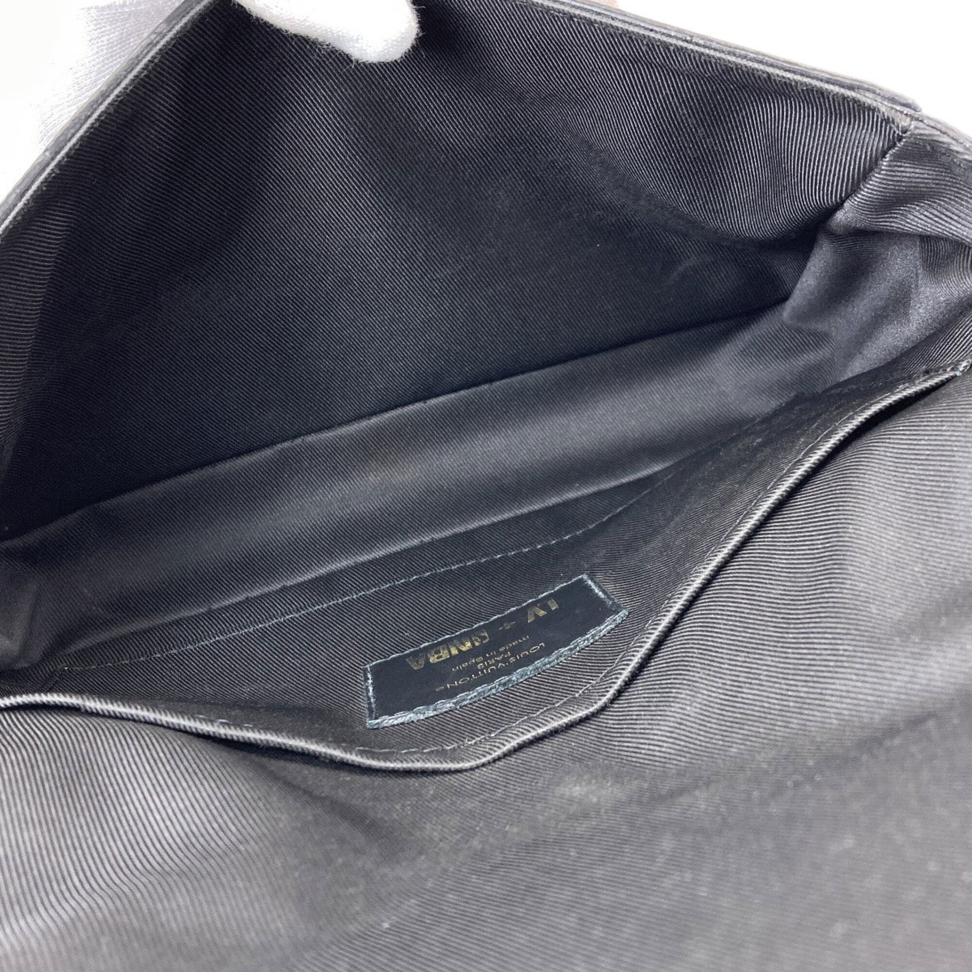 Louis Vuitton Empreinte Black Messenger Bag Shoulder Bag (Pre-Owned)