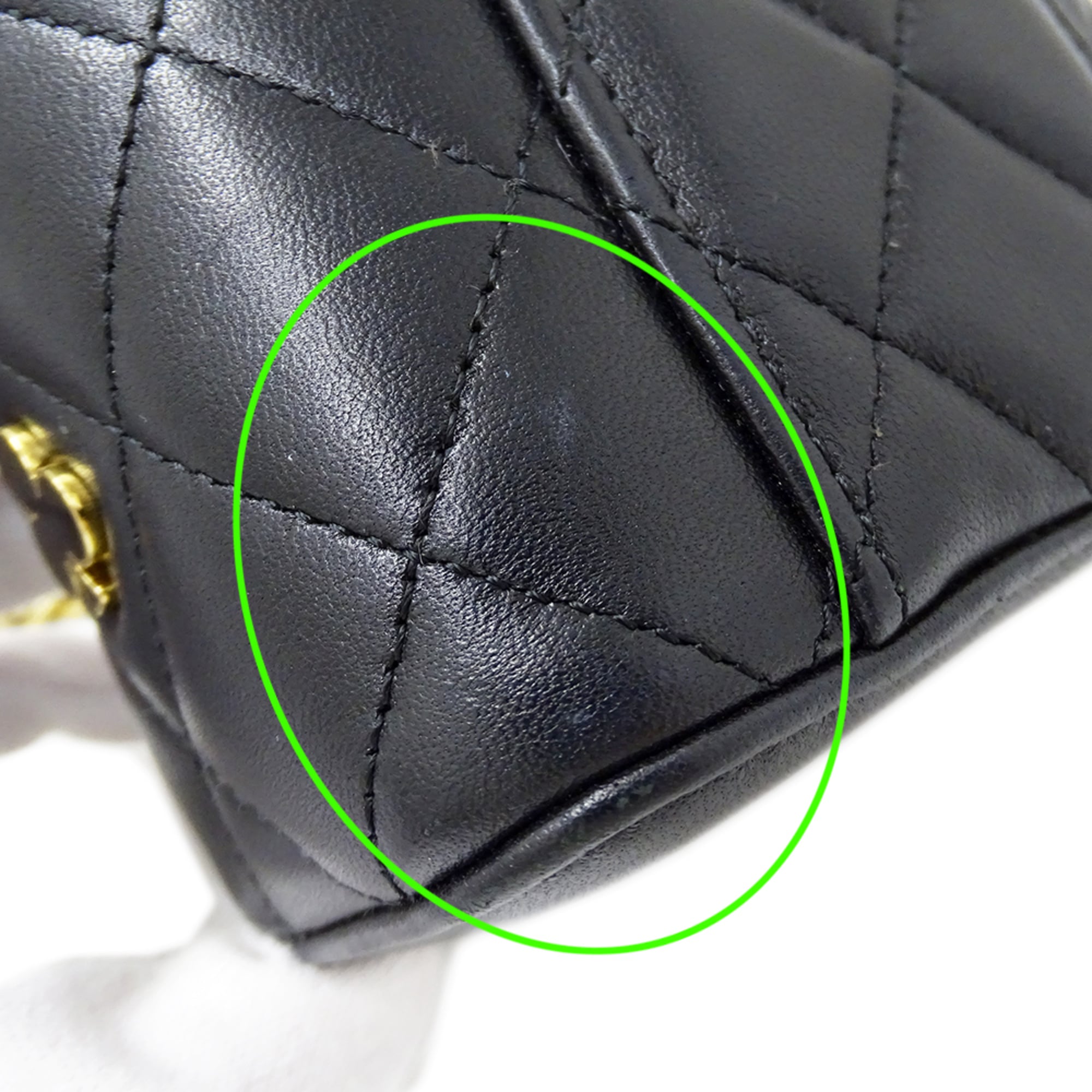Chanel Black Leather Handbag Shoulder Bag (Pre-Owned)