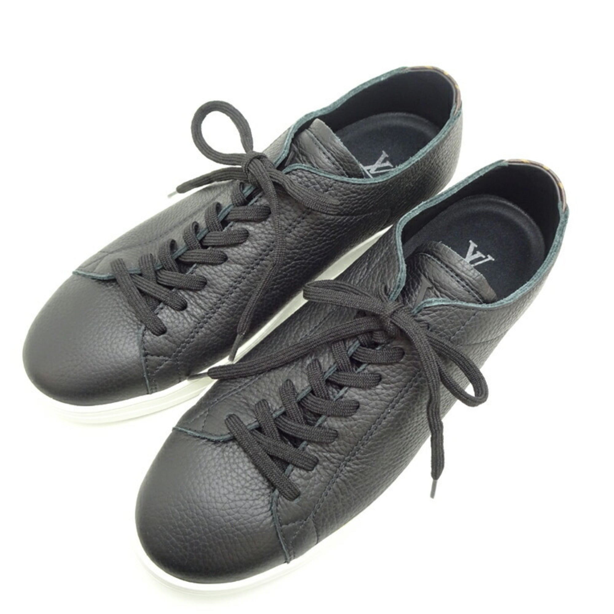 Louis Vuitton Black Sneakers (Pre-Owned)