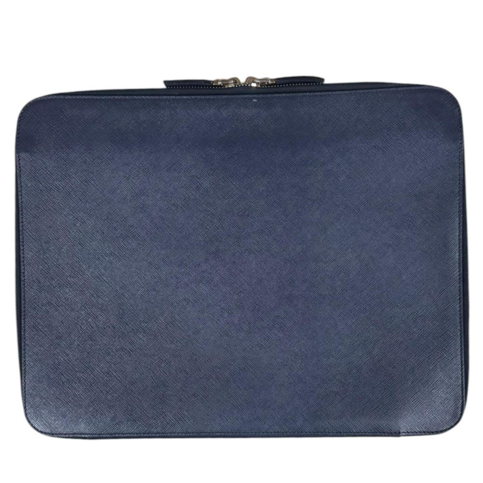 Prada Navy Leather Clutch Bag (Pre-Owned)