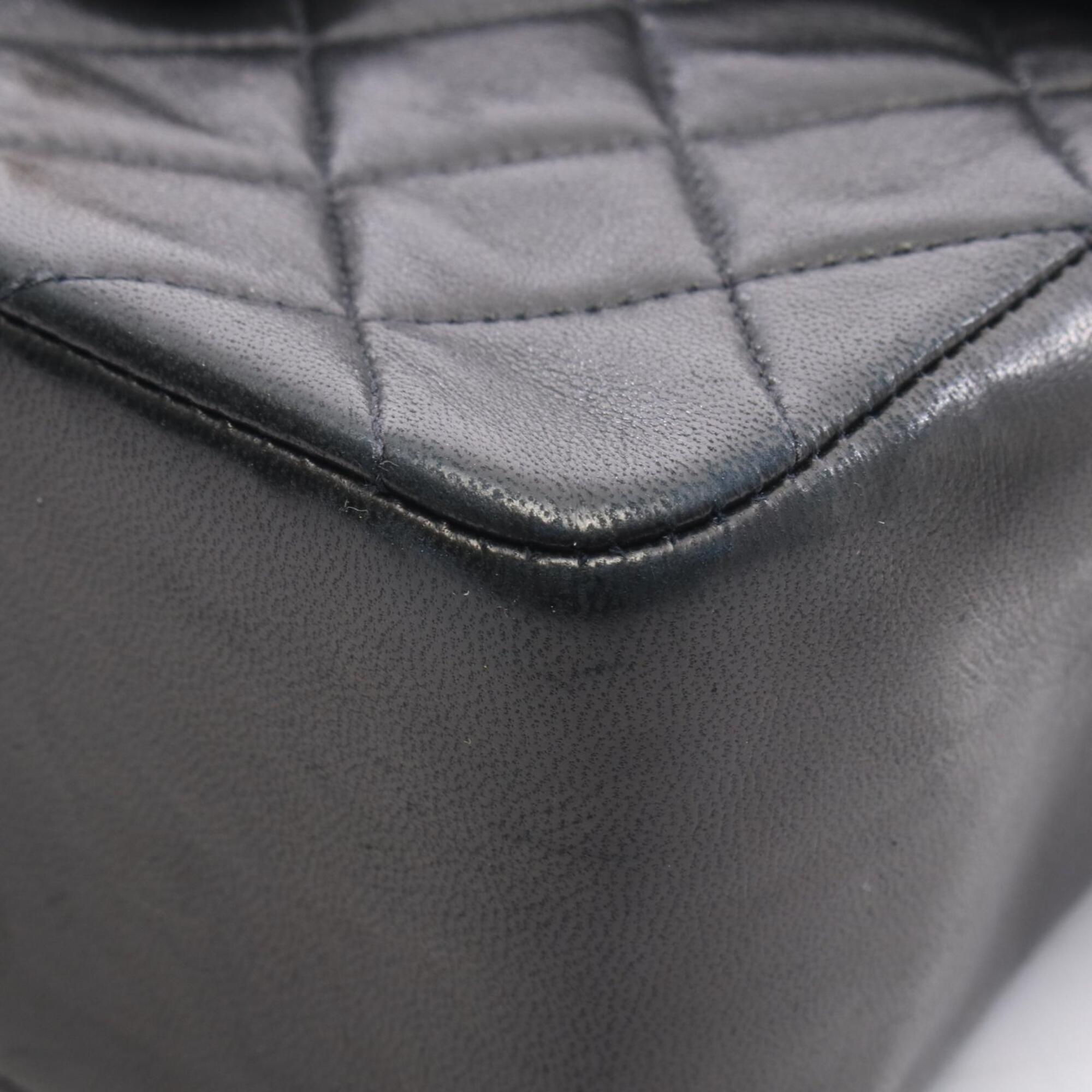 Chanel Black Leather Handbag (Pre-Owned)