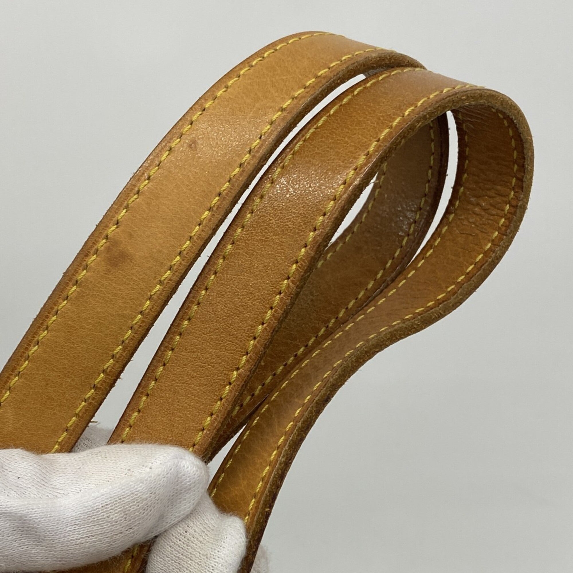 Louis Vuitton Brown Tote Bag (Pre-Owned)