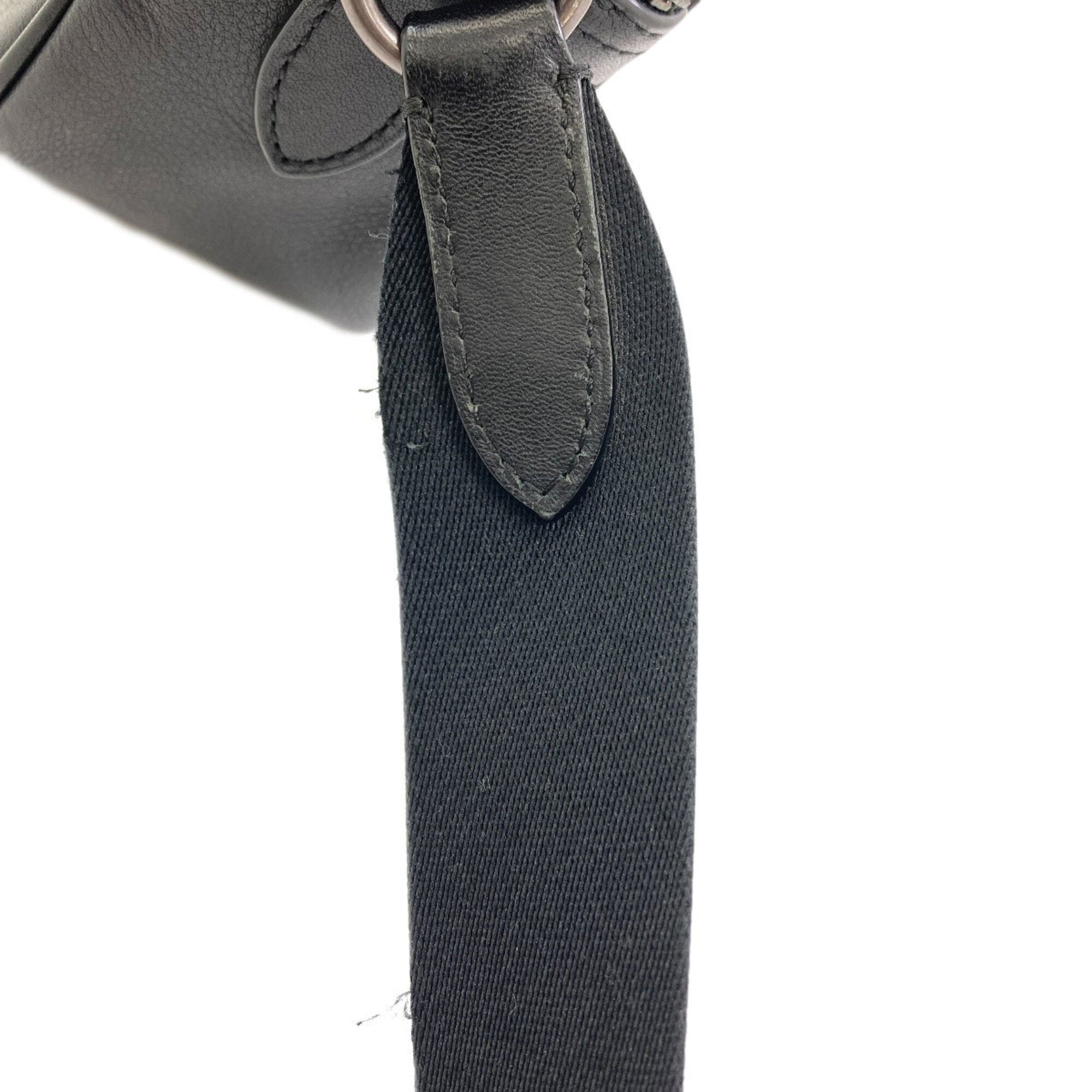 Coach Black Leather Shoulder Bag (Pre-Owned)