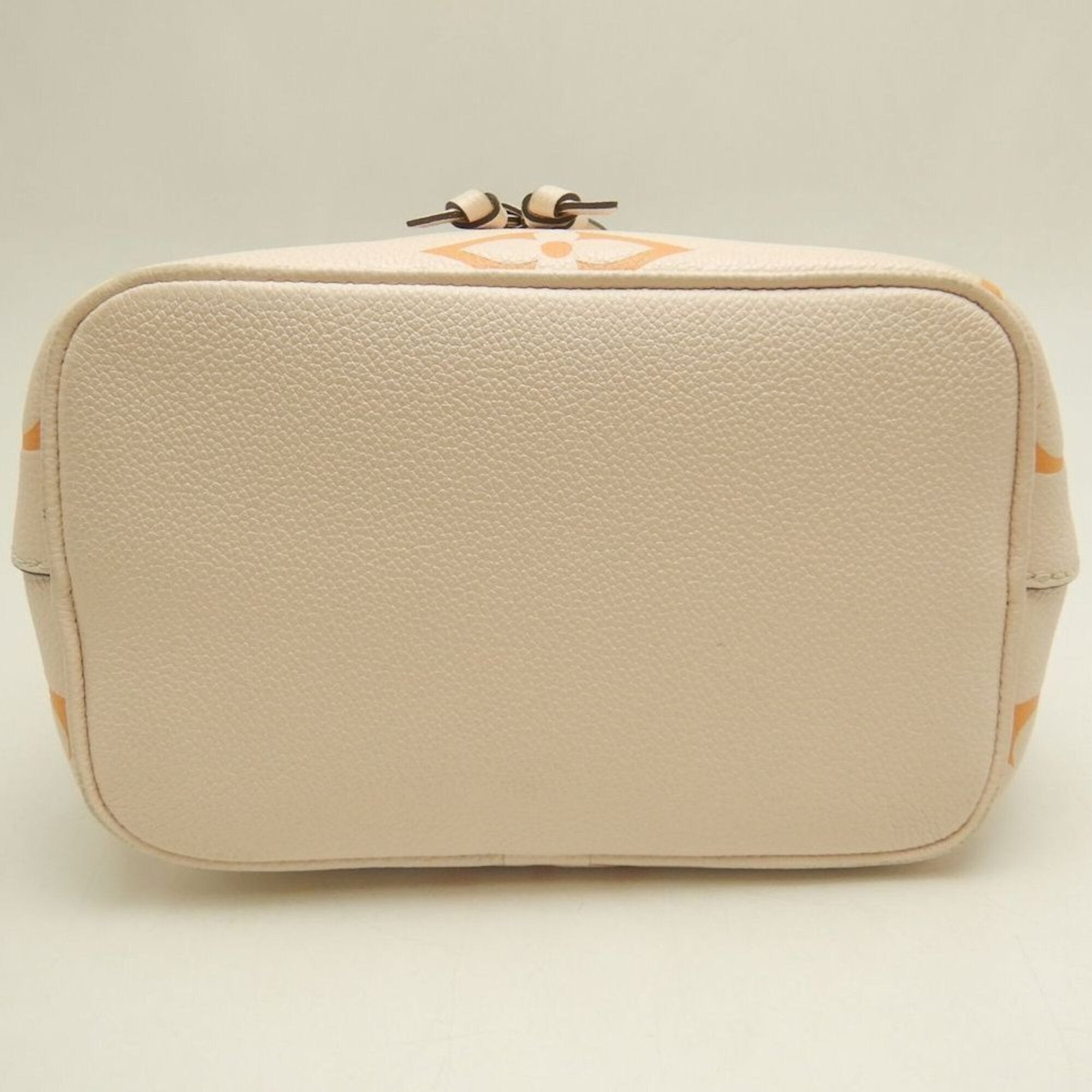 Louis Vuitton Monogram Empreinte Cream Saffron Monogram Empreinte Shoulder Bag (Pre-Owned)