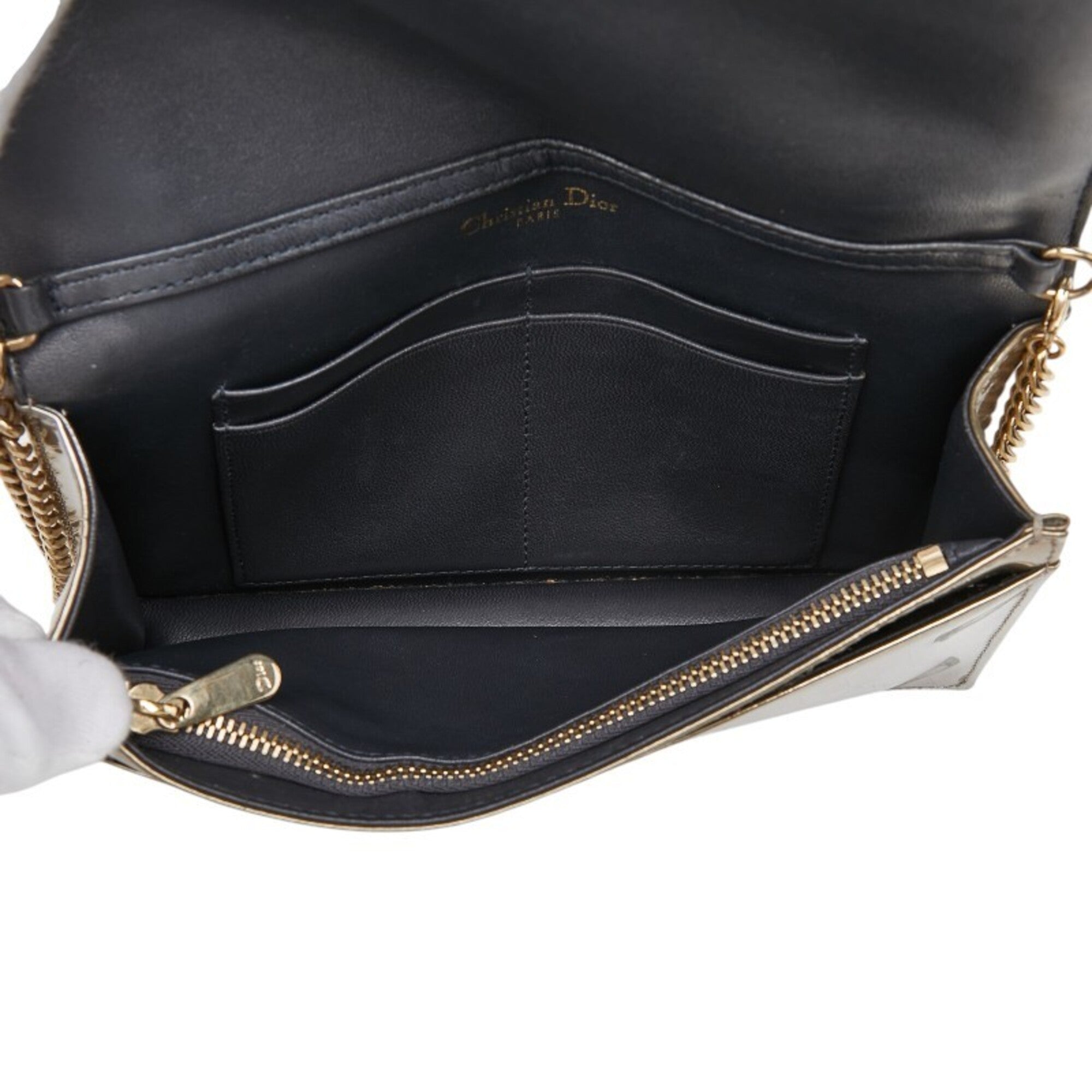 Christian Dior Silver Patent Leather Shoulder Bag (Pre-Owned)