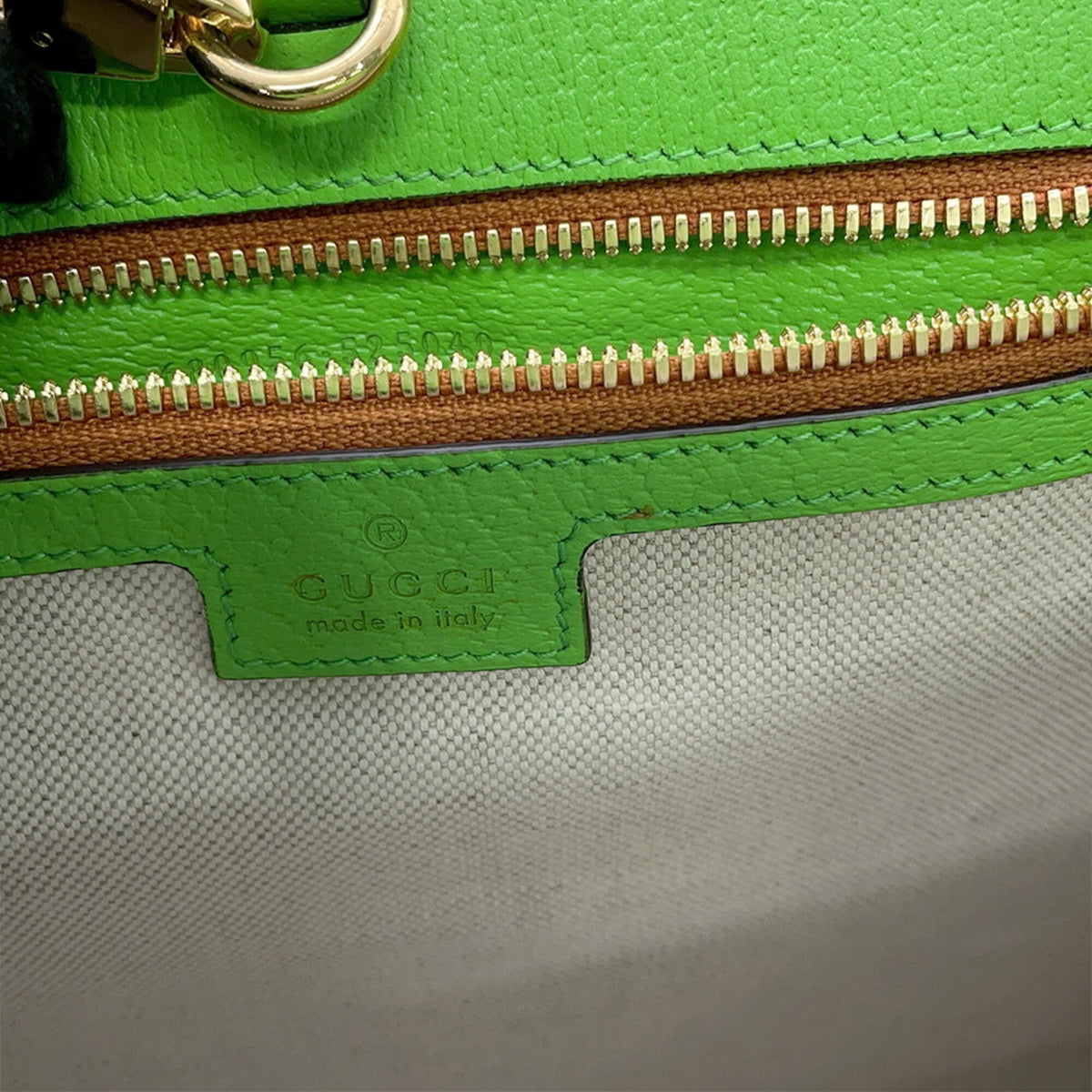Gucci Beige Multi-Color Pvc Leather Handbag (Pre-Owned)