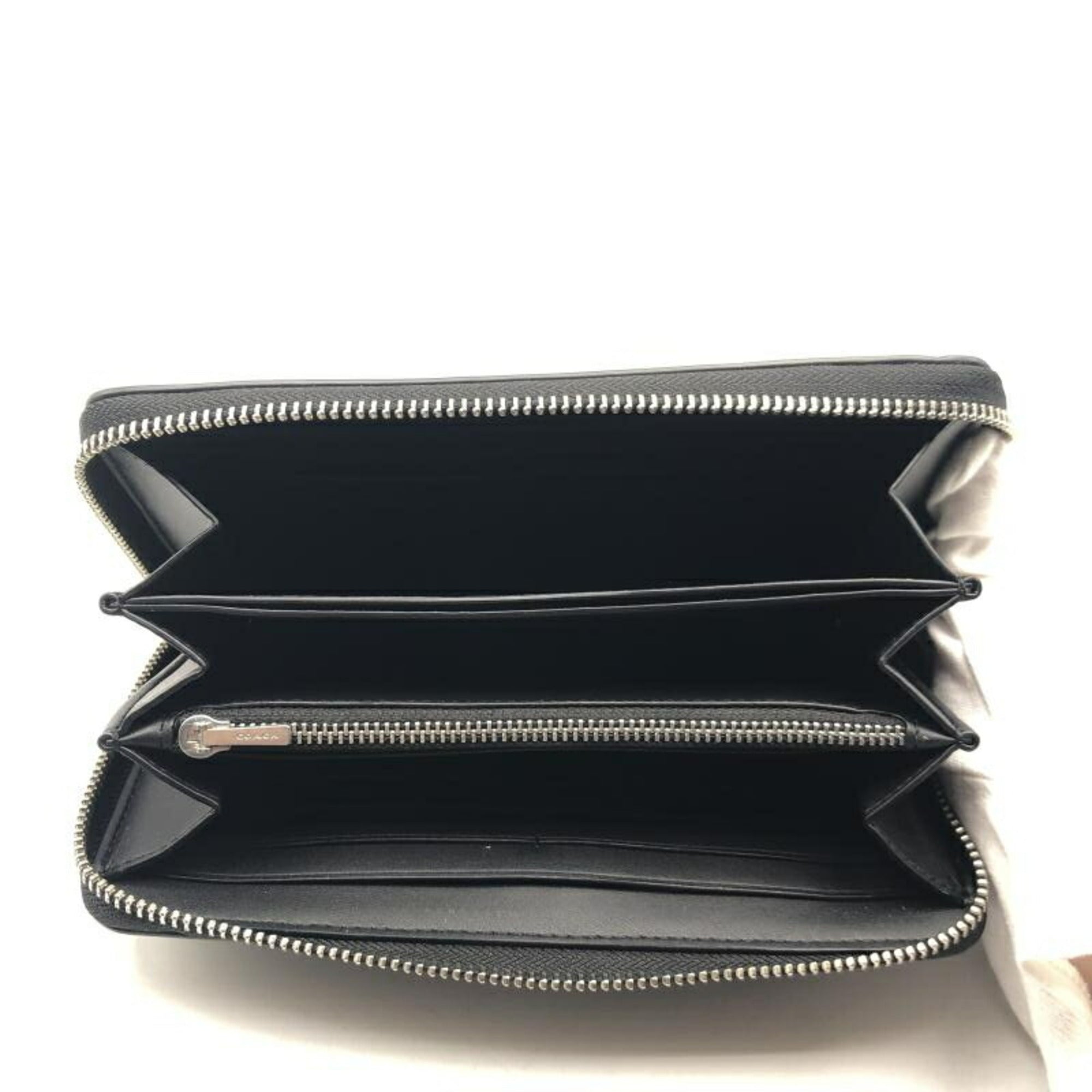 Coach Black Long Wallet (Bi-Fold) (Pre-Owned)
