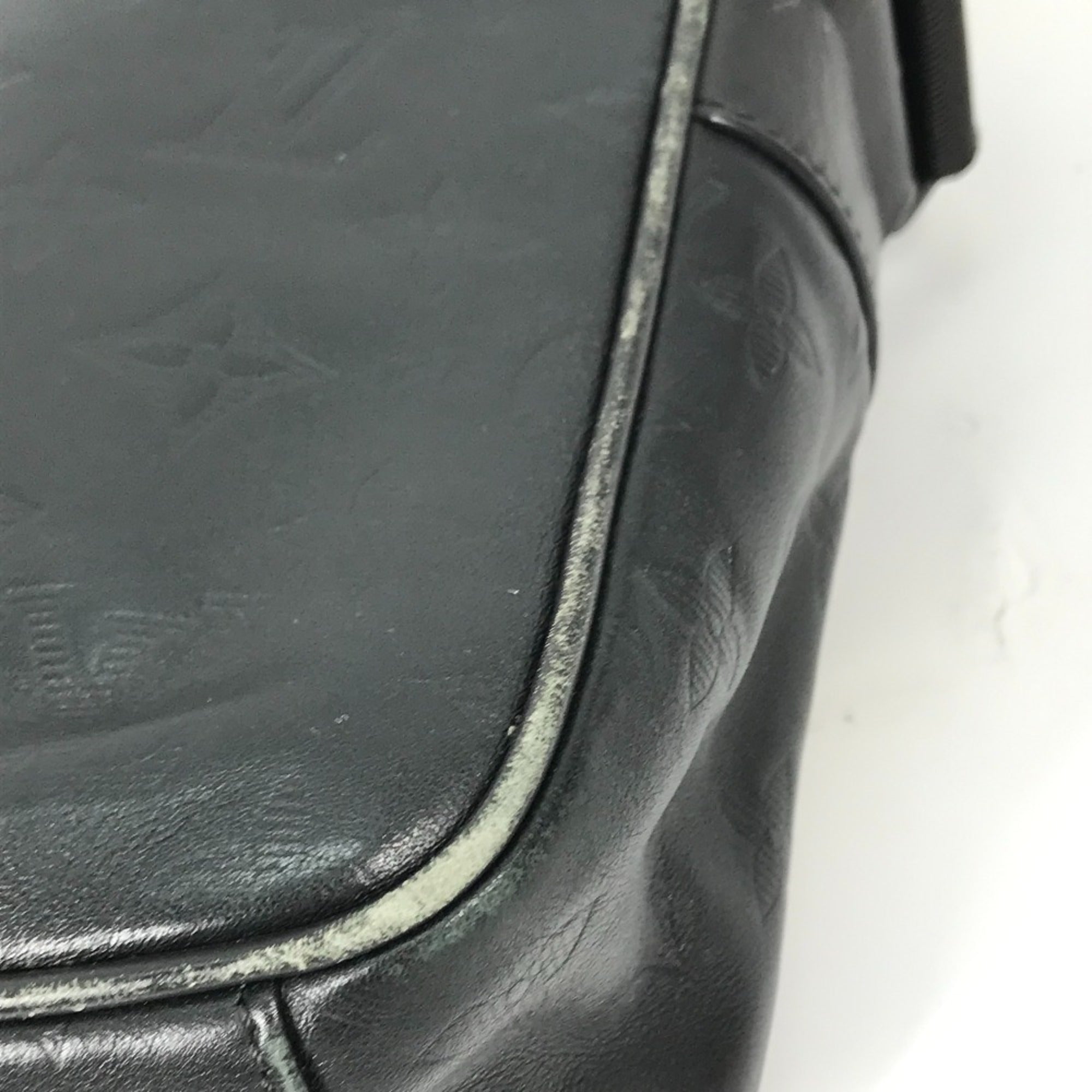 Louis Vuitton Monogram Shadow Black Galle Monogram Shadow Pochette Shoulder Bag (Pre-Owned)