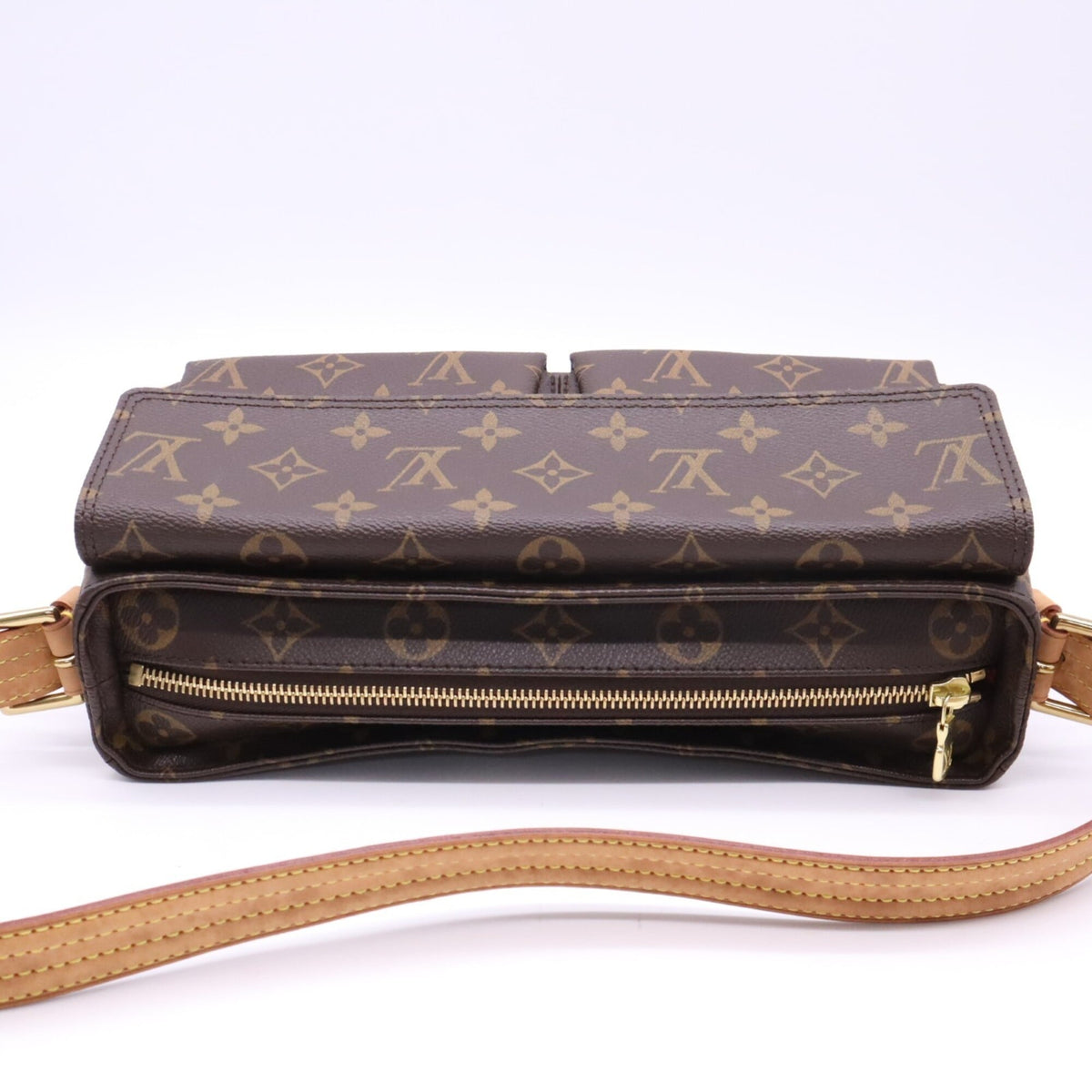 Louis Vuitton Beige Brown Monogram Coated Canvas Handbag (Pre-Owned)