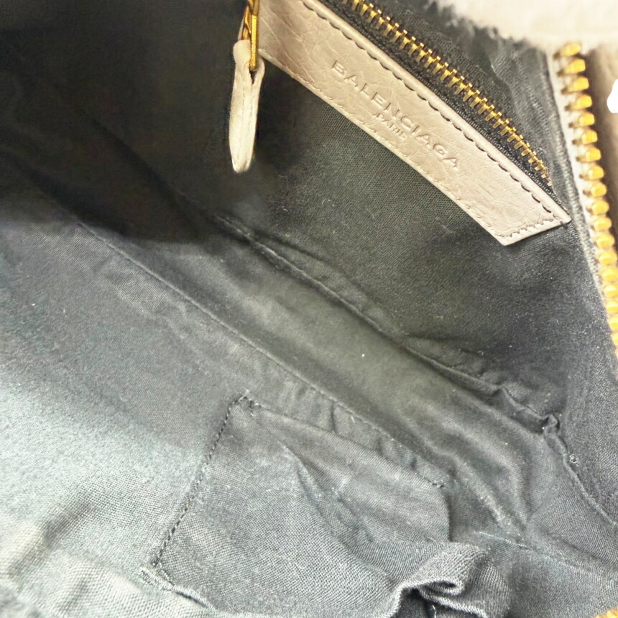 Balenciaga Gray Leather Shoulder Bag (Pre-Owned)