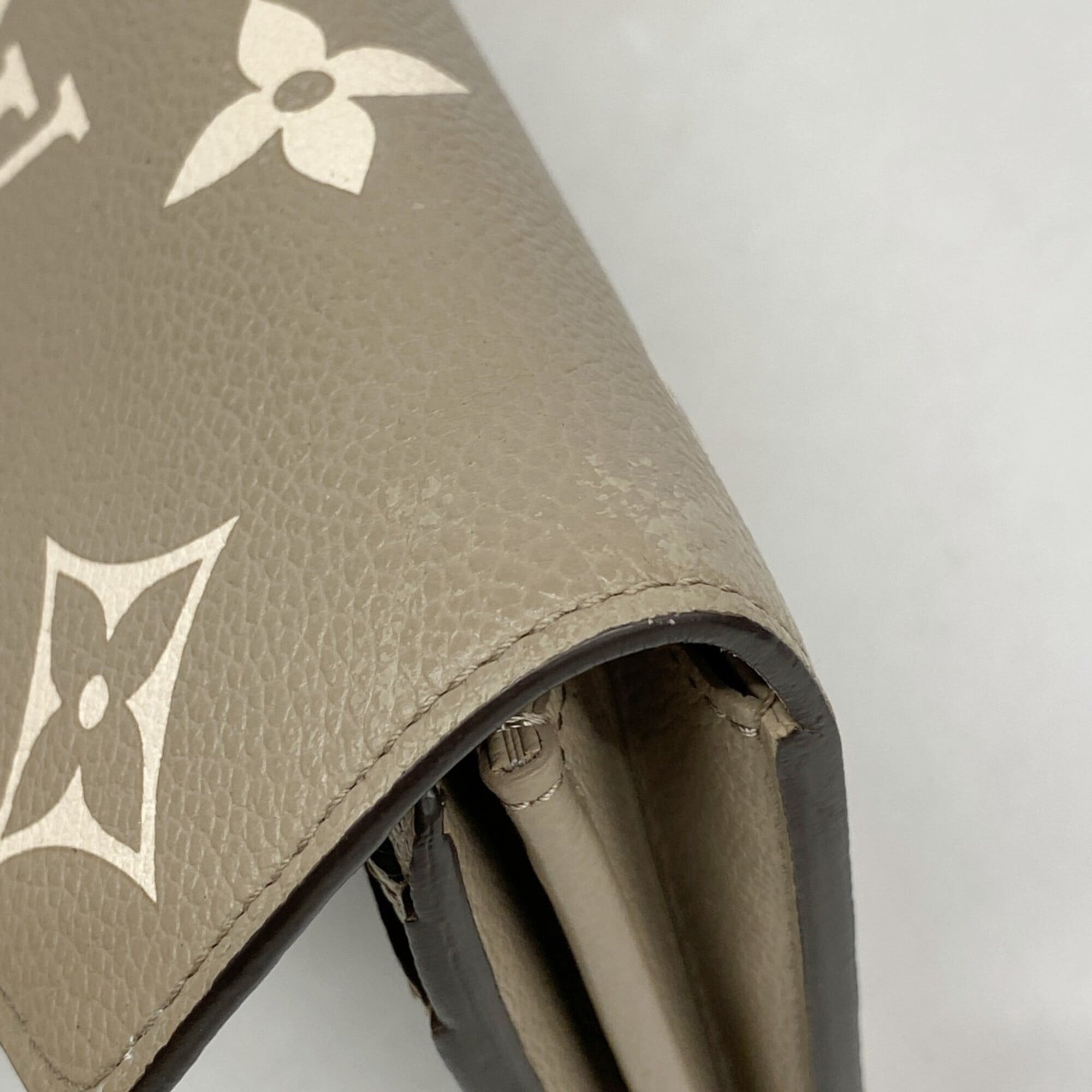Louis Vuitton Cream Tourterelle Long Wallet (Bi-Fold) (Pre-Owned)