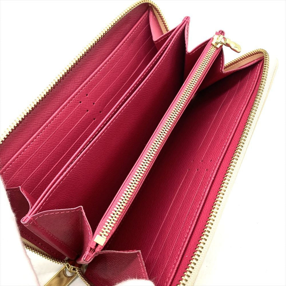 Louis Vuitton White Damier Azur Long Wallet (Bi-Fold) (Pre-Owned)