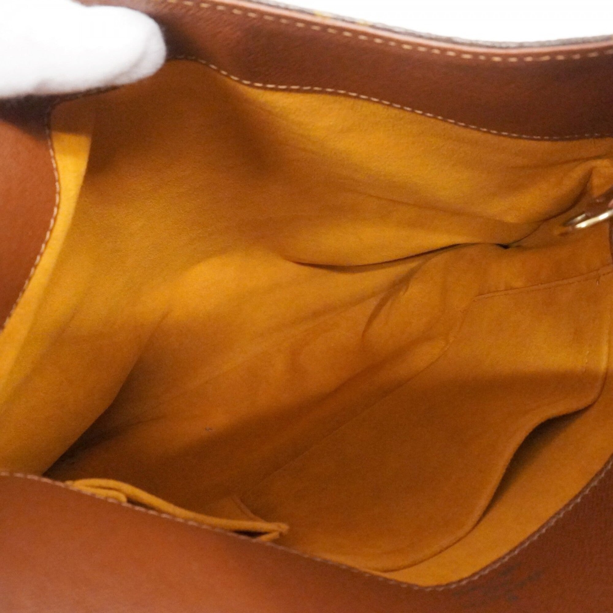 Louis Vuitton Brown Shoulder Bag (Pre-Owned)