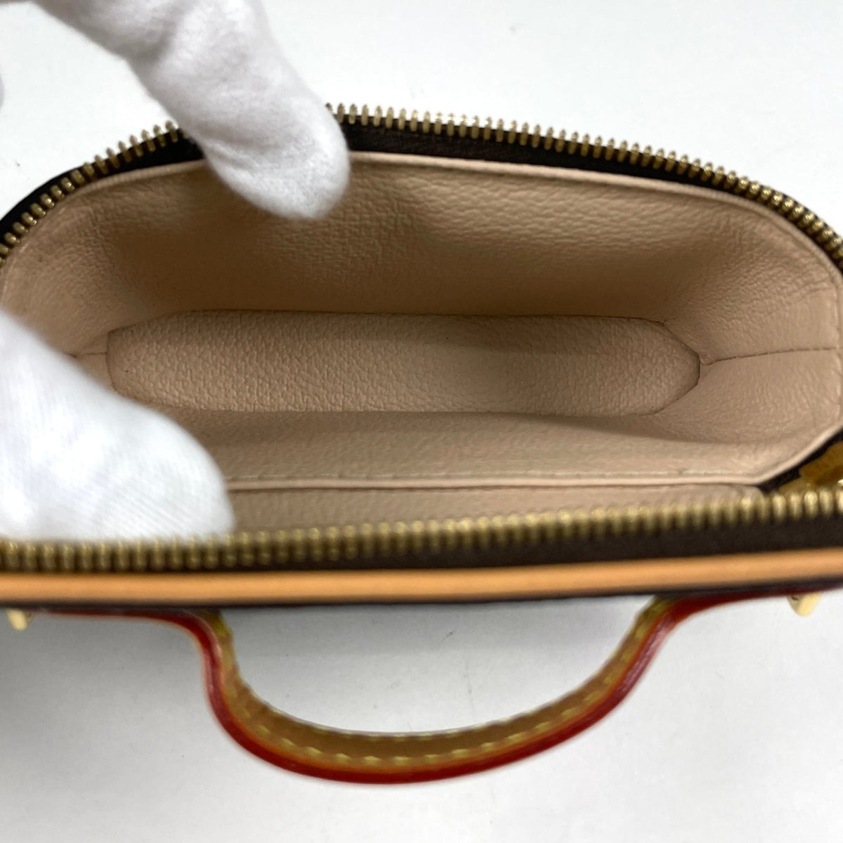 Louis Vuitton Brown Monogram Pouch Vanity Bag (Pre-Owned)