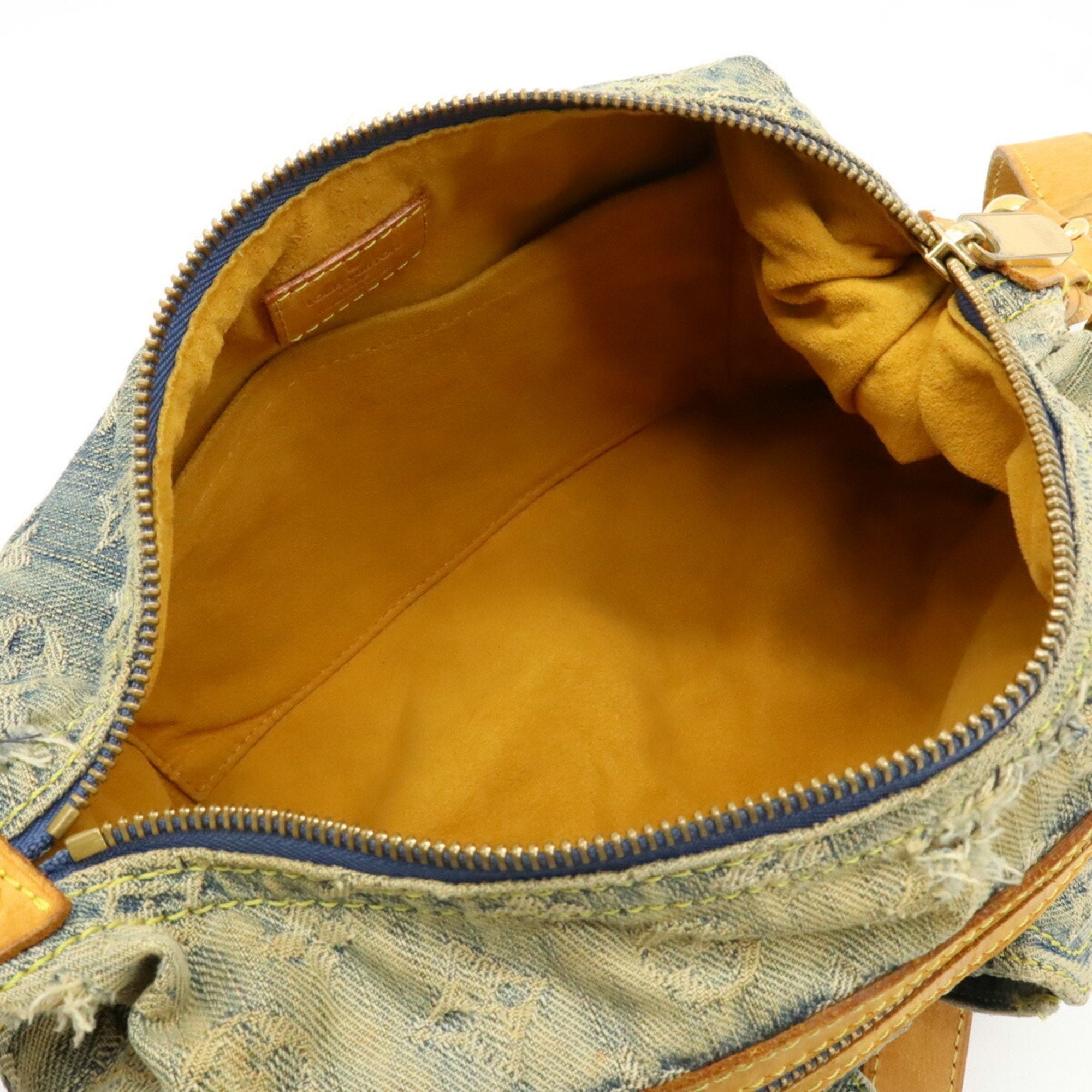 Louis Vuitton Blue Monogram Denim Shoulder Bag (Pre-Owned)
