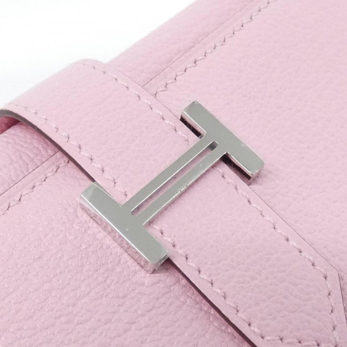 Hermes Rose Sakura Chevre Leather Wallet (Tri-Fold) (Pre-Owned)