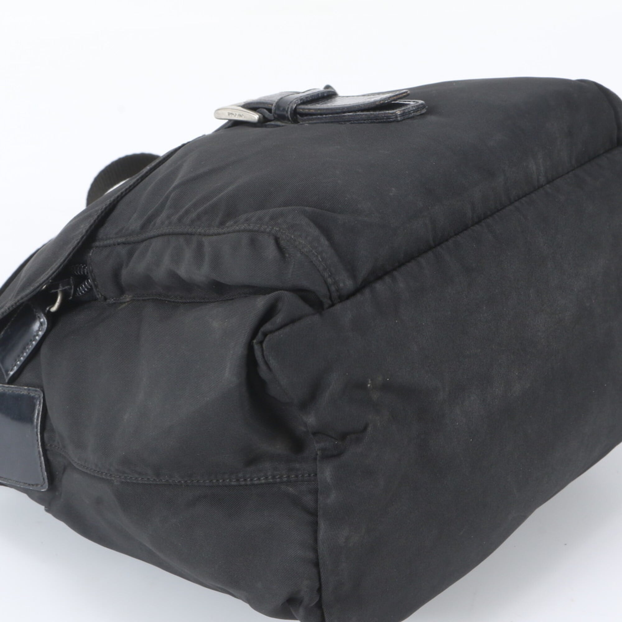 Prada Black Nylon Leather Messenger Bag Shoulder Bag (Pre-Owned)