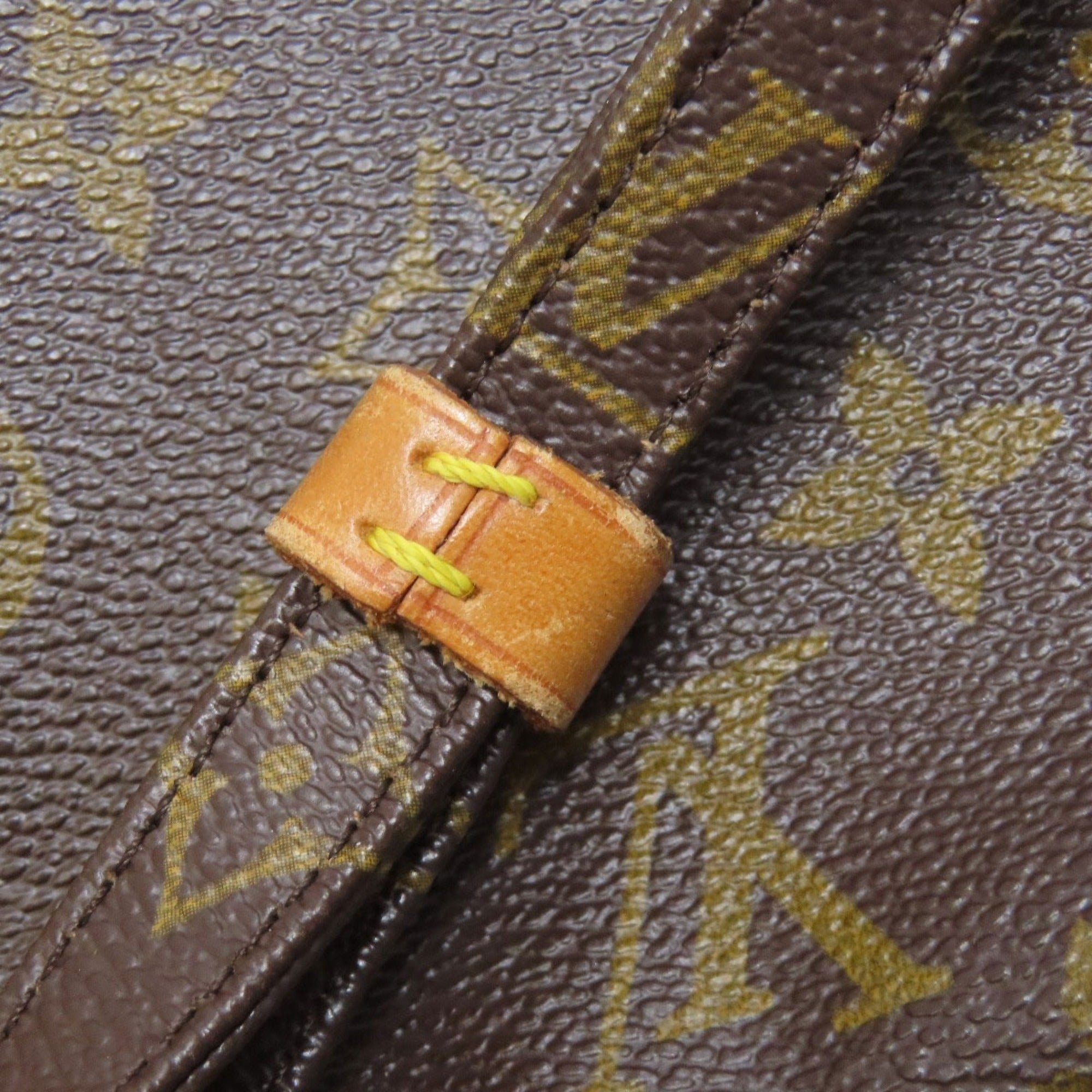 Louis Vuitton Monogram Monogram Pochette Shoulder Bag (Pre-Owned)