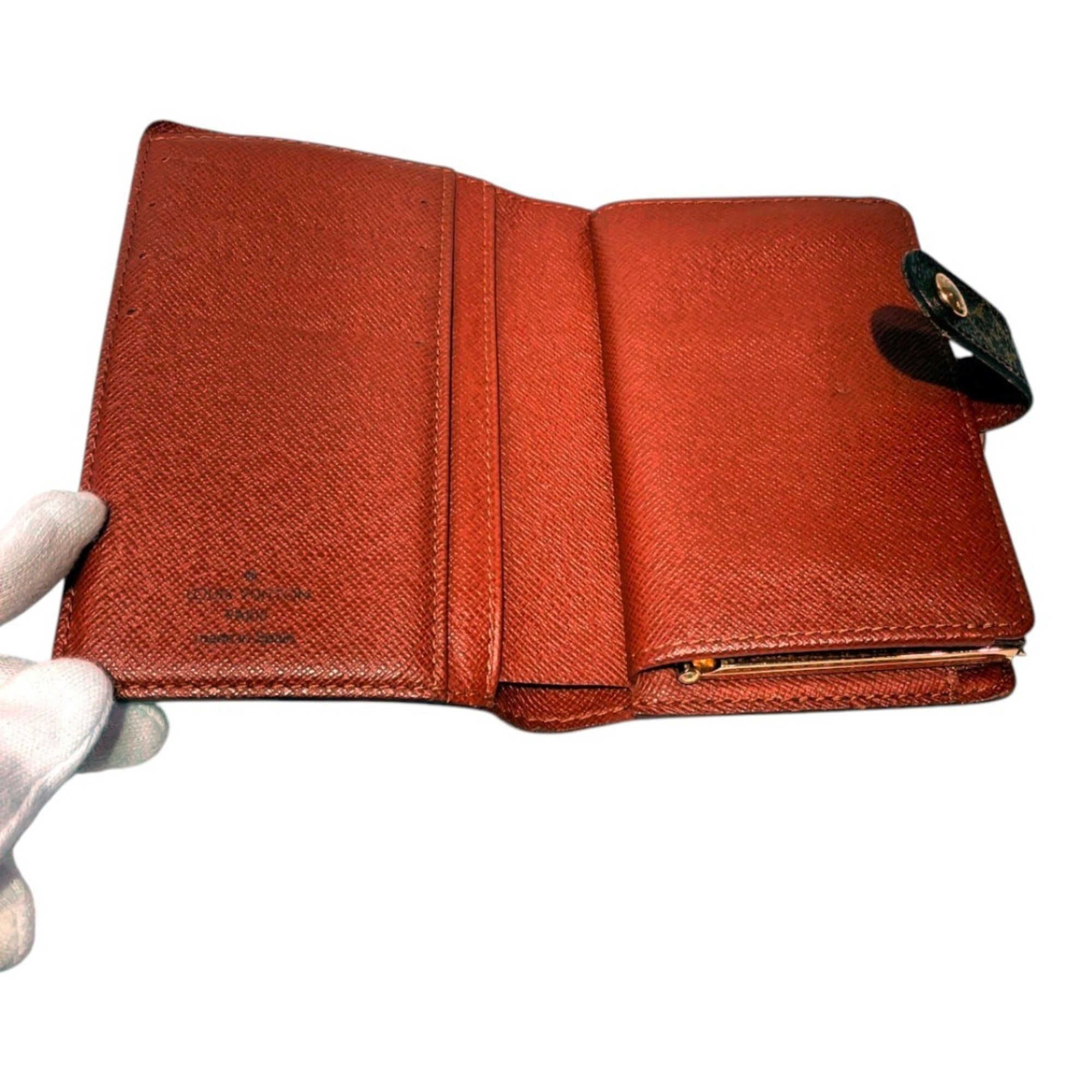 Louis Vuitton Brown Monogram Wallet (Bi-Fold) (Pre-Owned)