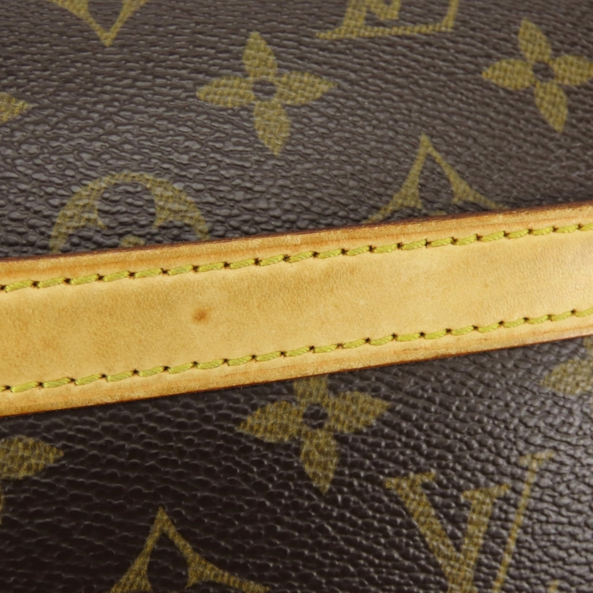 Louis Vuitton Brown Monogram Leather Shoulder Bag (Pre-Owned)