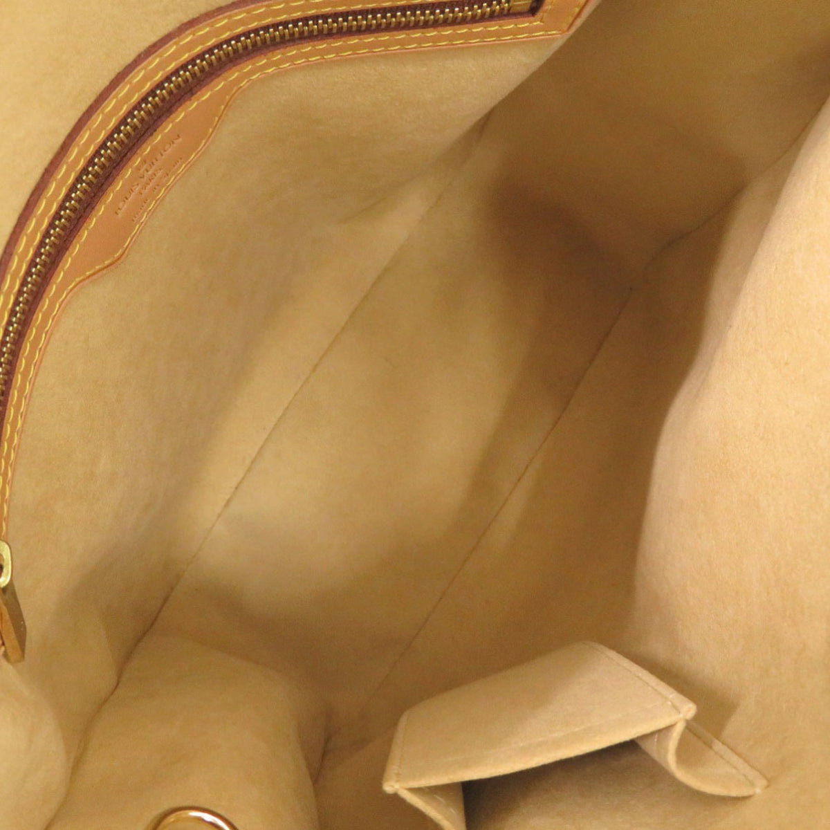 Louis Vuitton Brown Monogram Shoulder Bag (Pre-Owned)