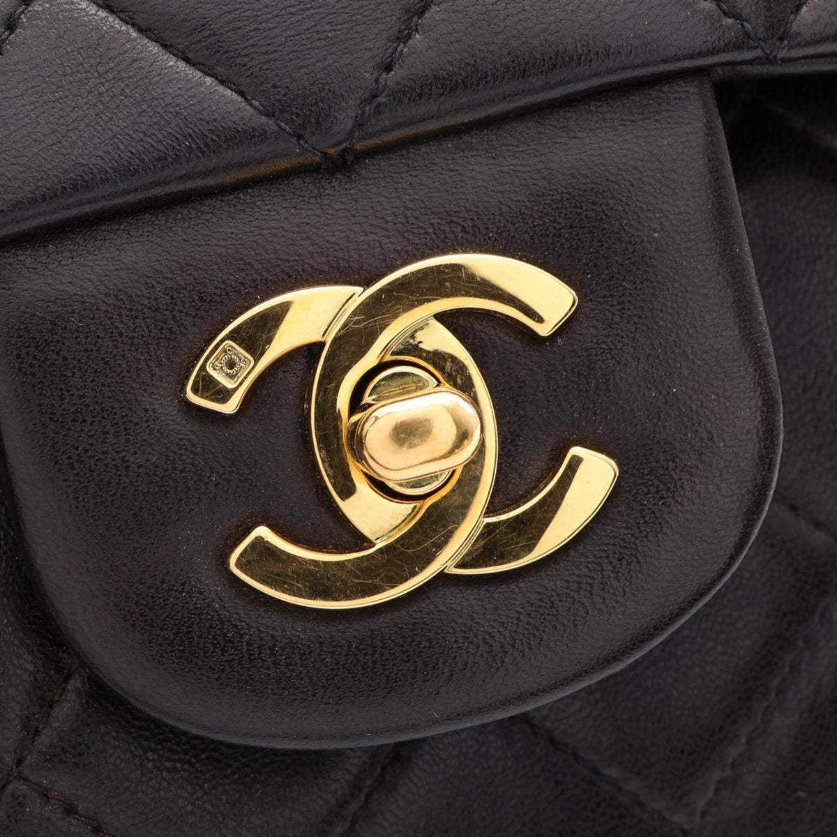Chanel Black Leather Handbag Shoulder Bag (Pre-Owned)