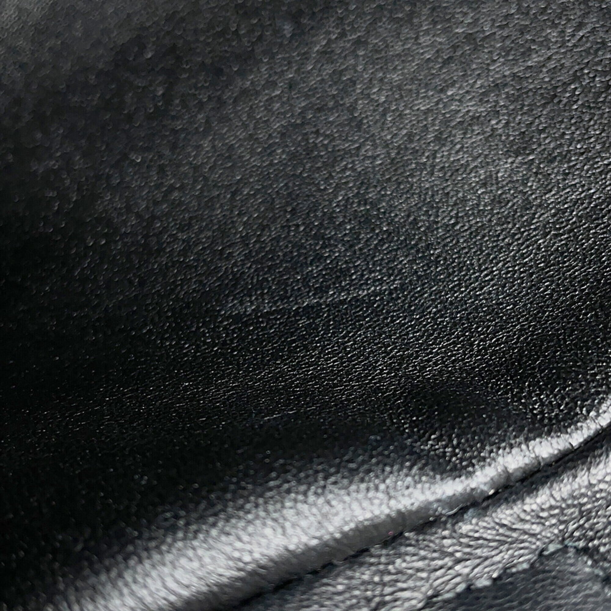 Balenciaga Black Leather Shoulder Bag (Pre-Owned)