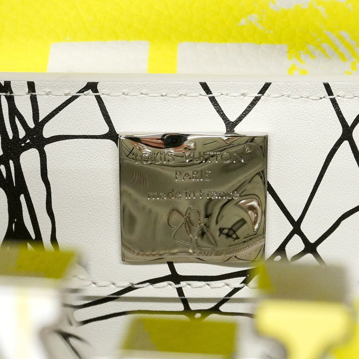 Louis Vuitton White Yellow Handbag (Pre-Owned)