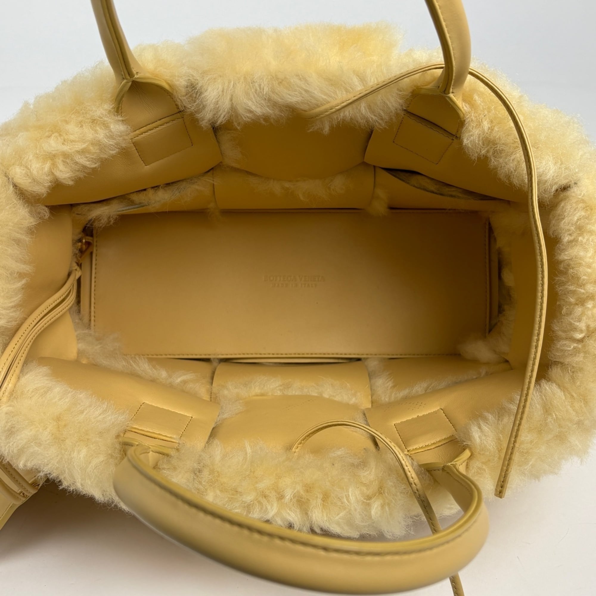 Bottega Veneta Intrecciato Yellow Leather Tote Bag (Pre-Owned)
