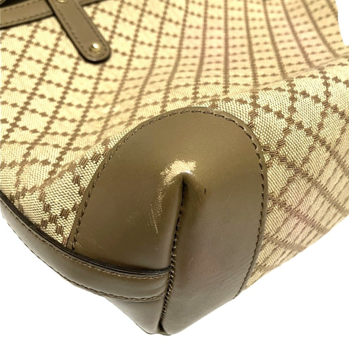 Gucci Beige Canvas Pouch Tote Bag (Pre-Owned)